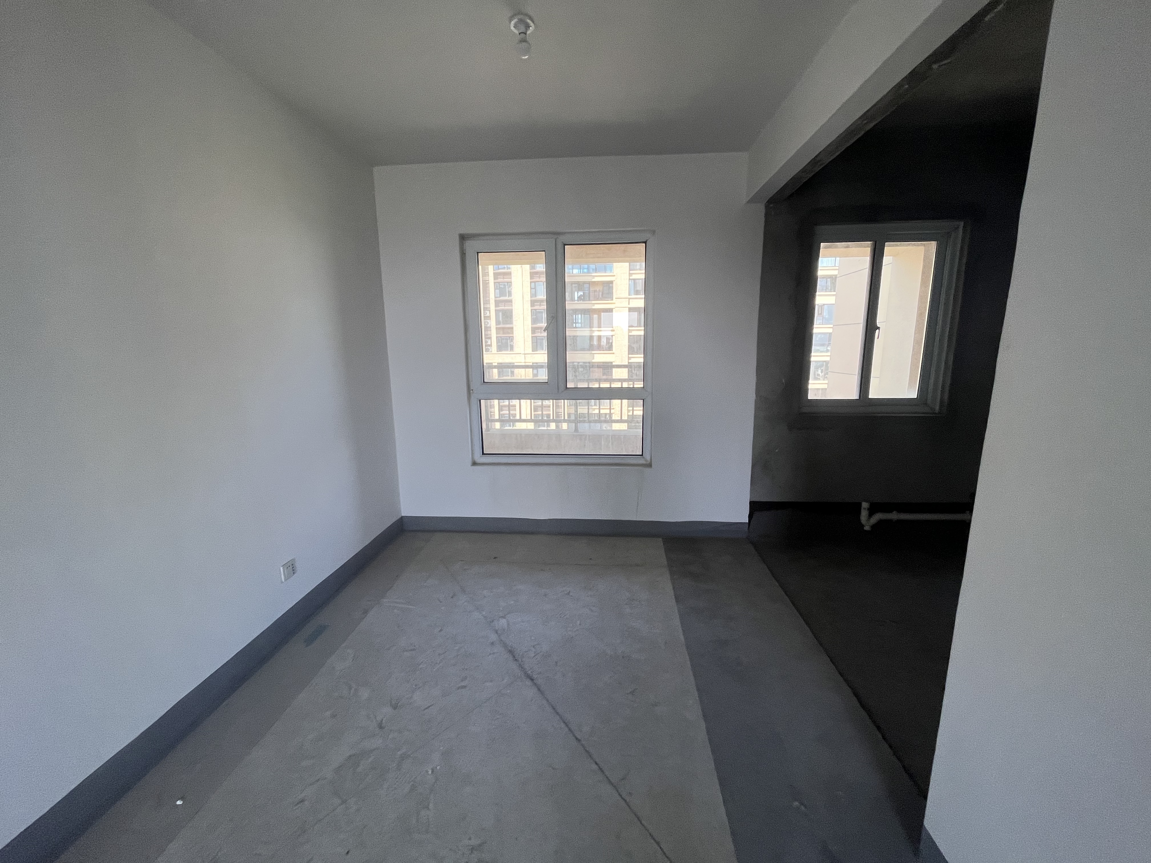 世茂九龙庭 3室2厅2卫 124.67m&sup2;