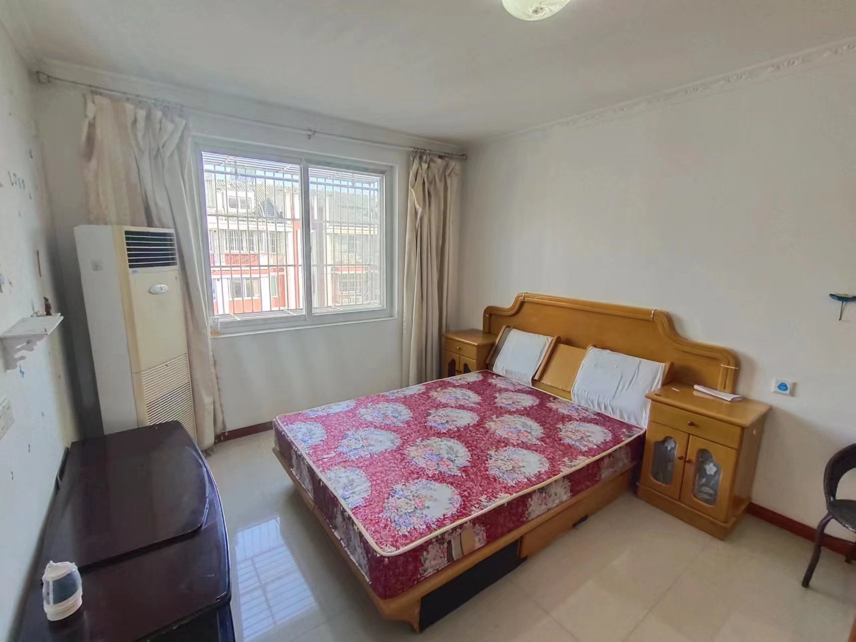 新港花苑西区 2室2厅1卫 86m&sup2;