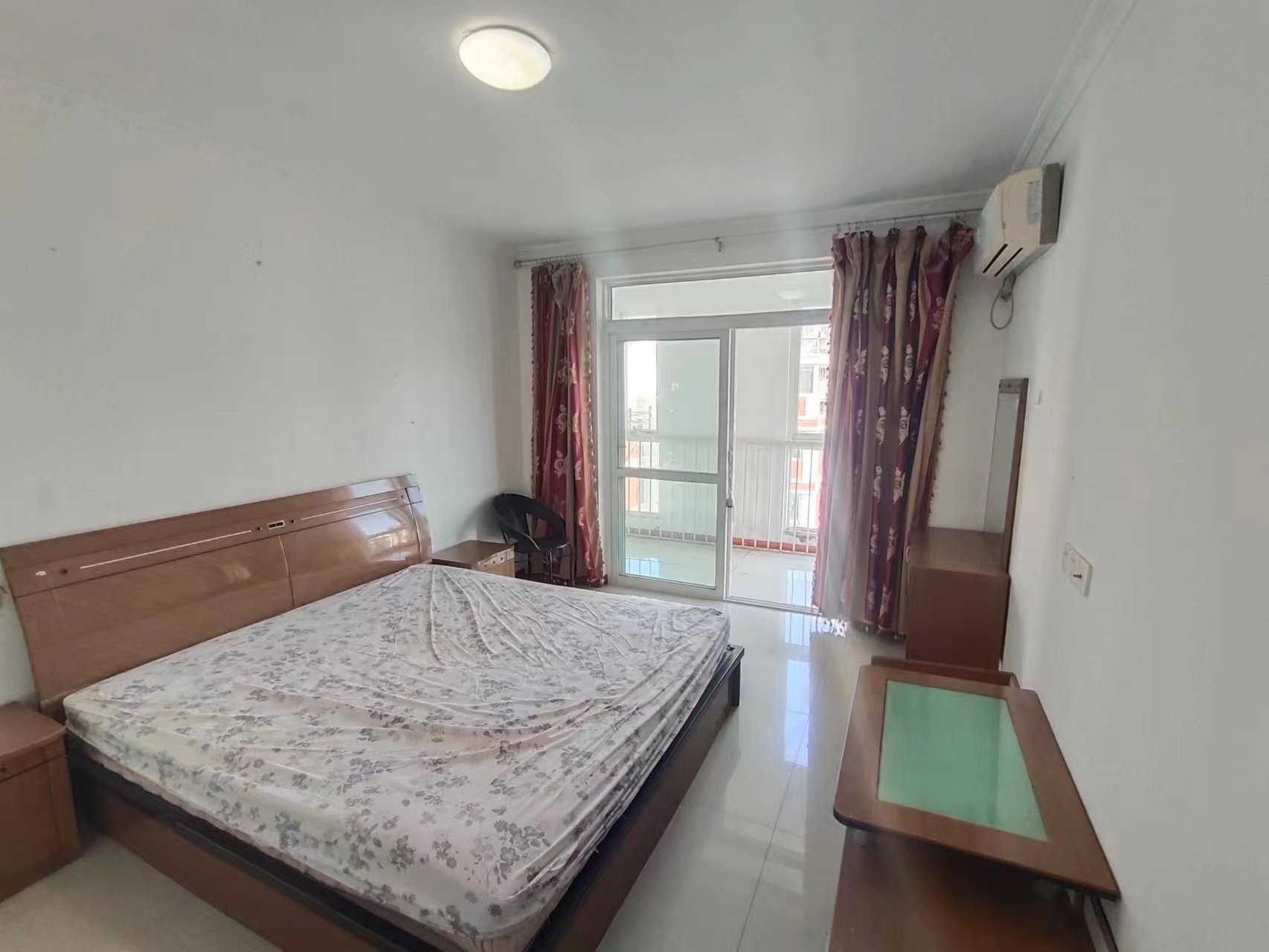 新港花苑西区 2室2厅1卫 86m&sup2;