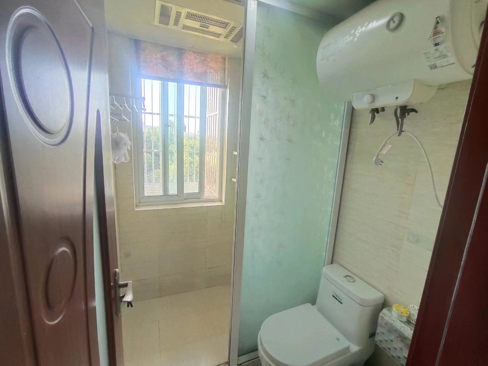 新港花苑西区 2室2厅1卫 86m&sup2;