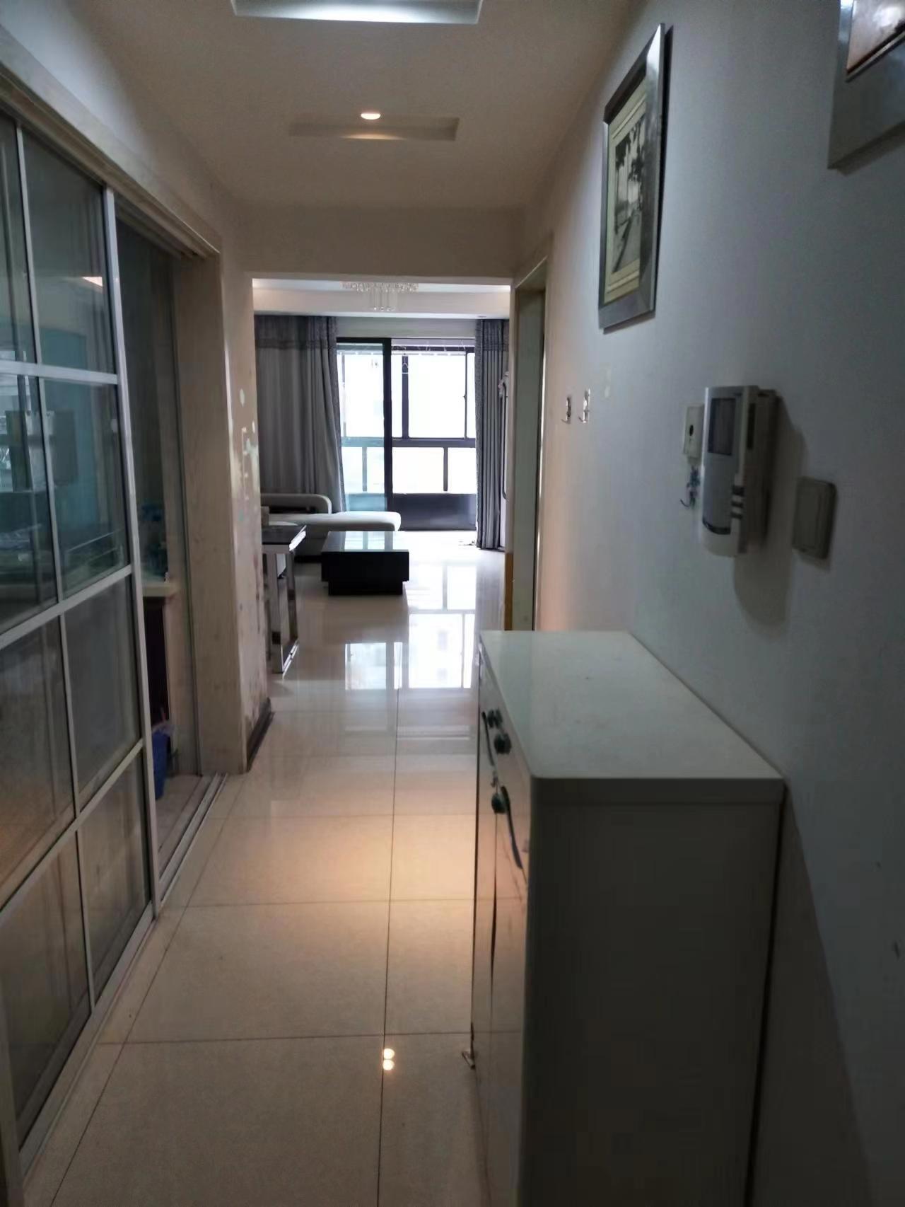 万通城 2室2厅1卫 74m&sup2;