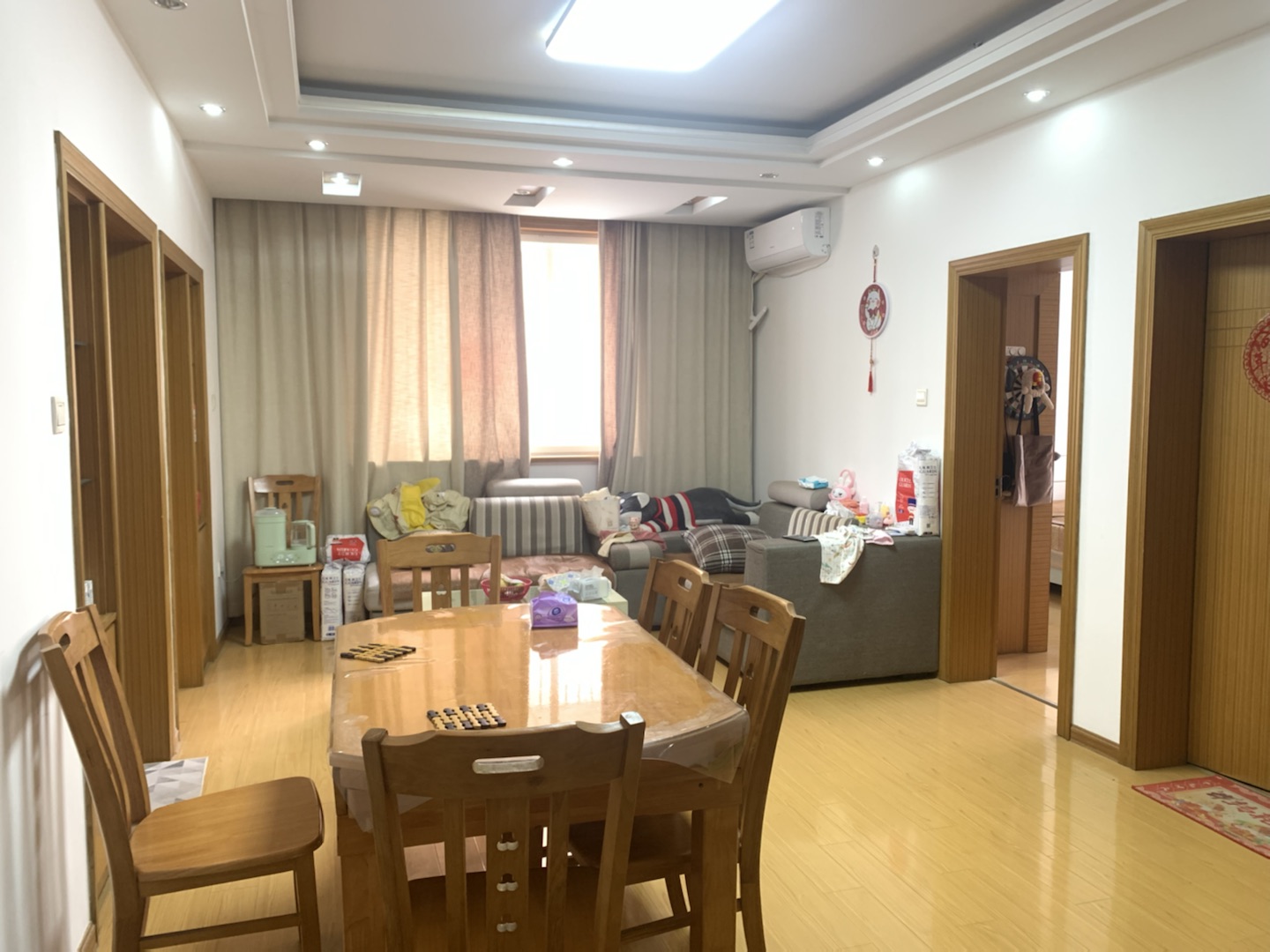 百家花苑 3室2厅1卫 95m&sup2;