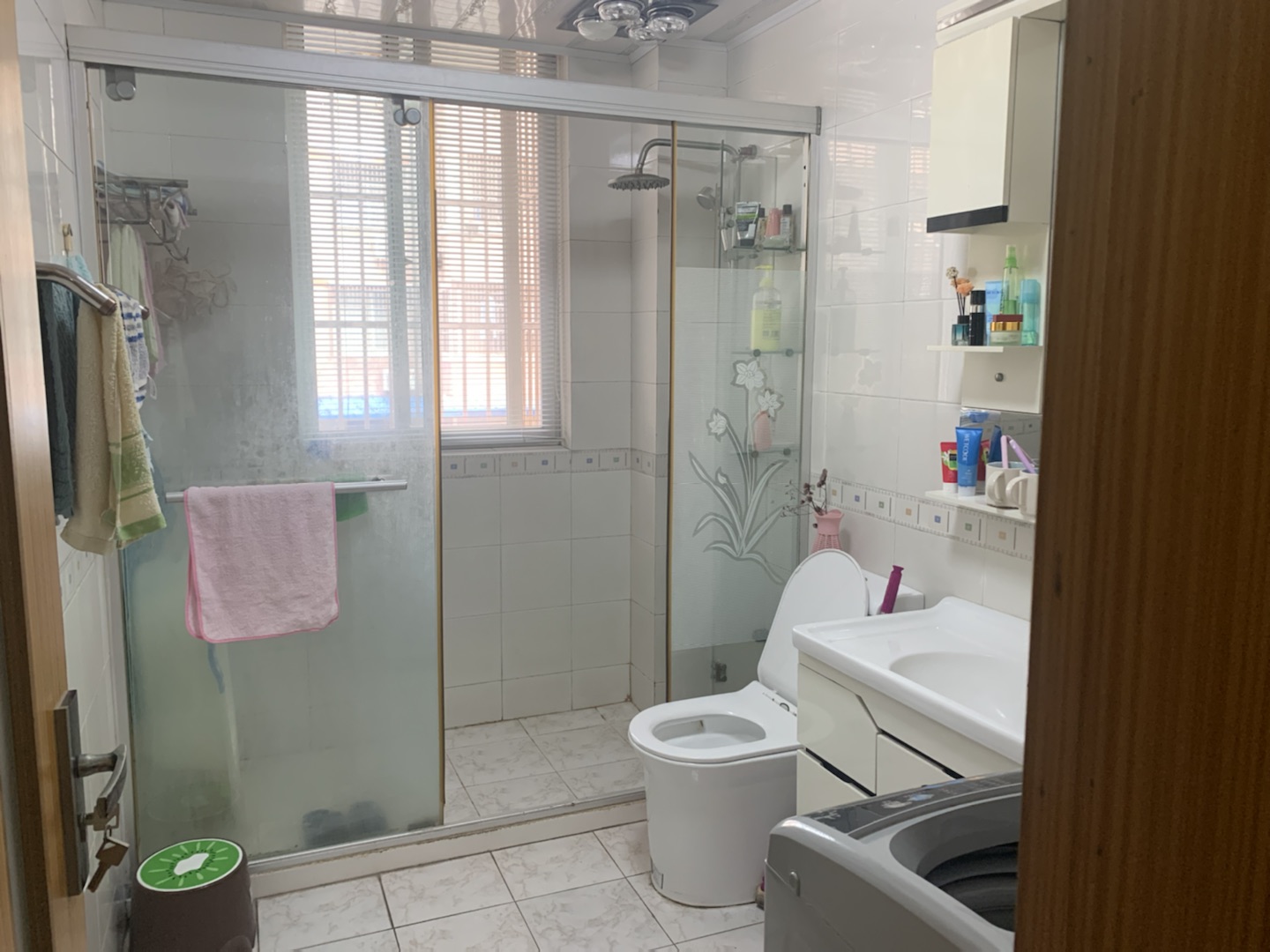 百家花苑 3室2厅1卫 95m&sup2;