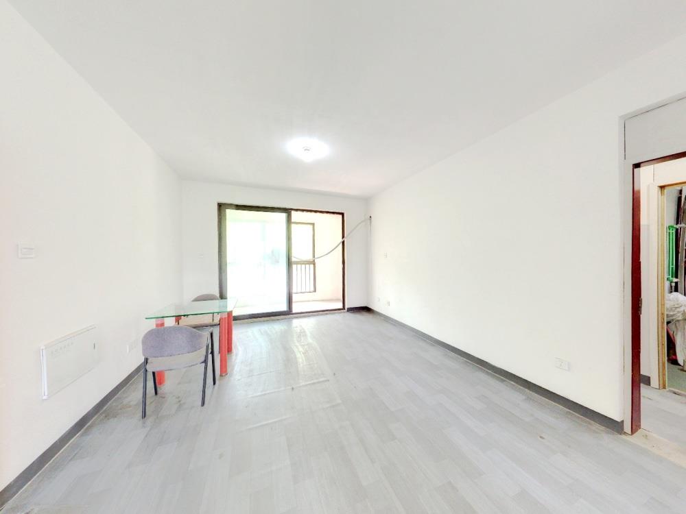万濠山庄 3室2厅1卫 129m²