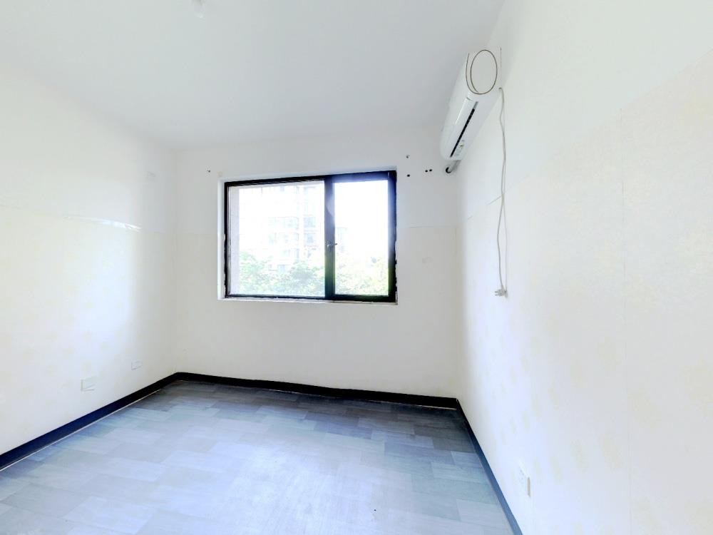 万濠山庄 3室2厅1卫 129m&sup2;