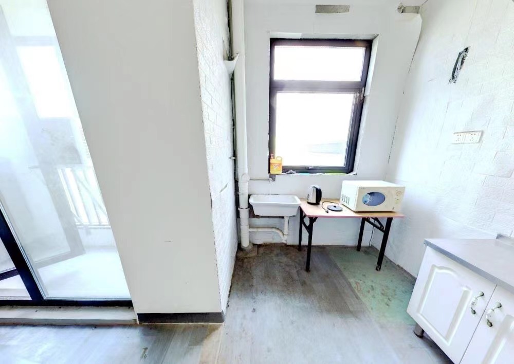 万濠山庄 3室2厅1卫 129m&sup2;
