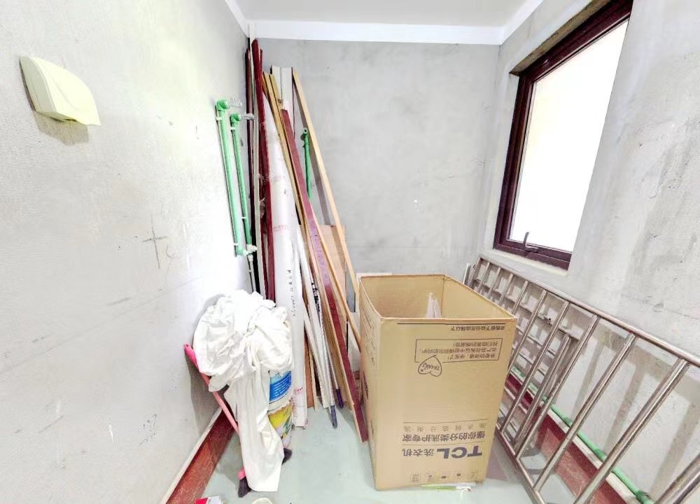 万濠山庄 3室2厅1卫 129m&sup2;