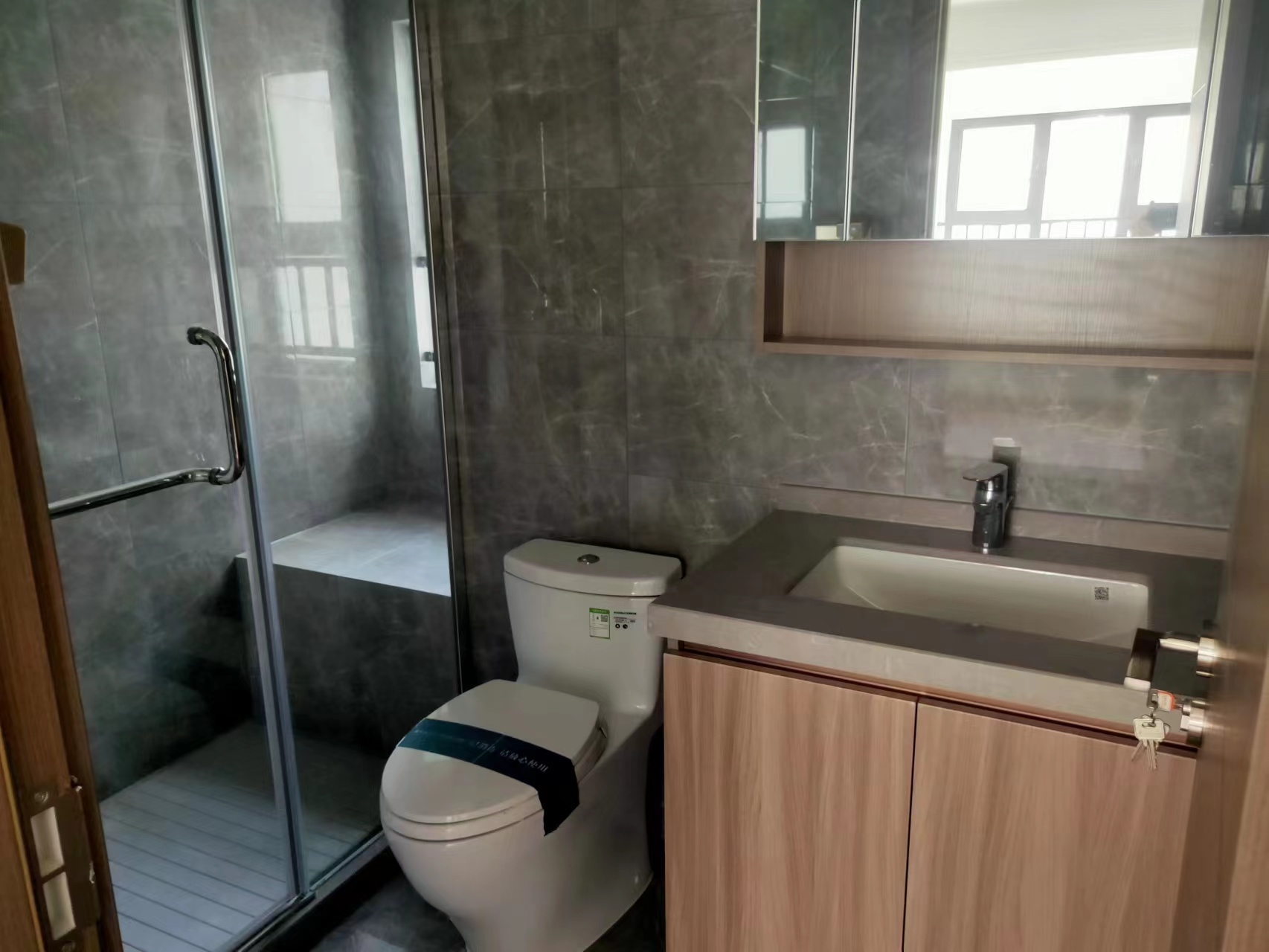 中海上东区 4室2厅2卫 143m&sup2;