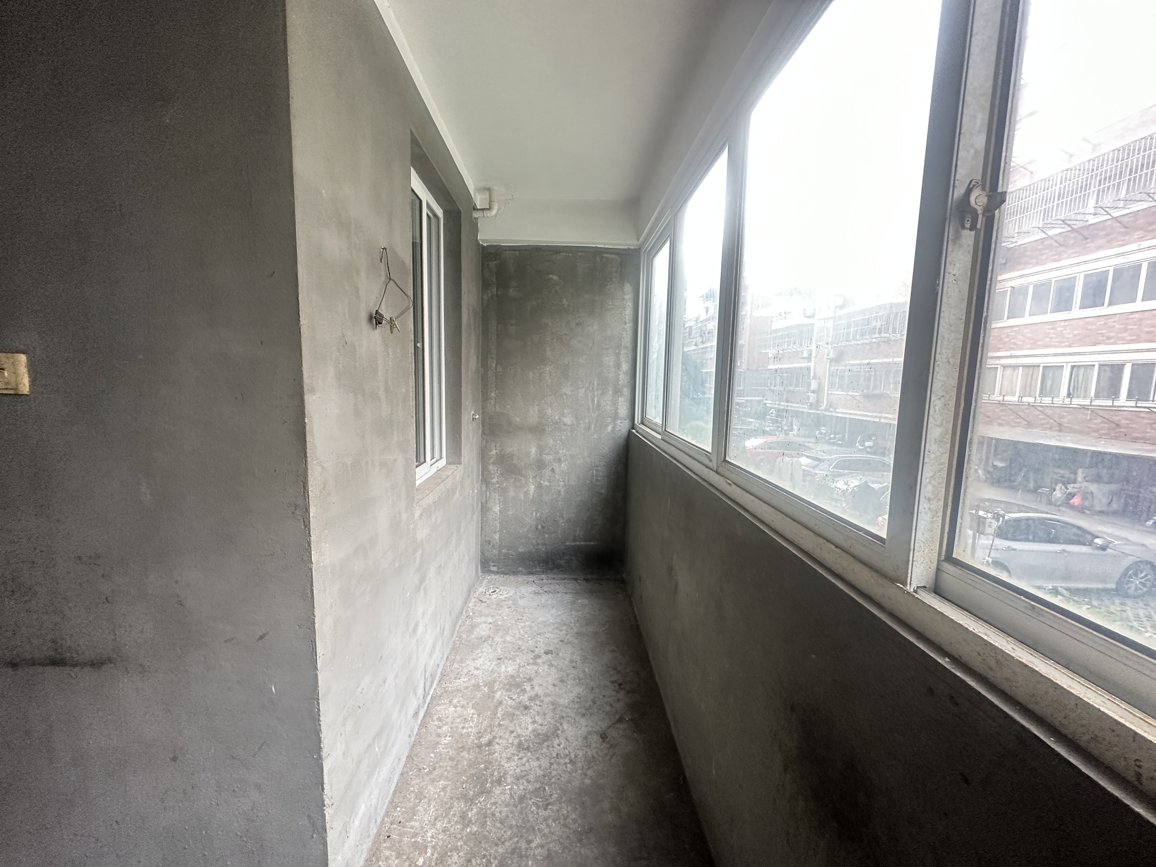 滨江花园 3室2厅1卫 129m&sup2;
