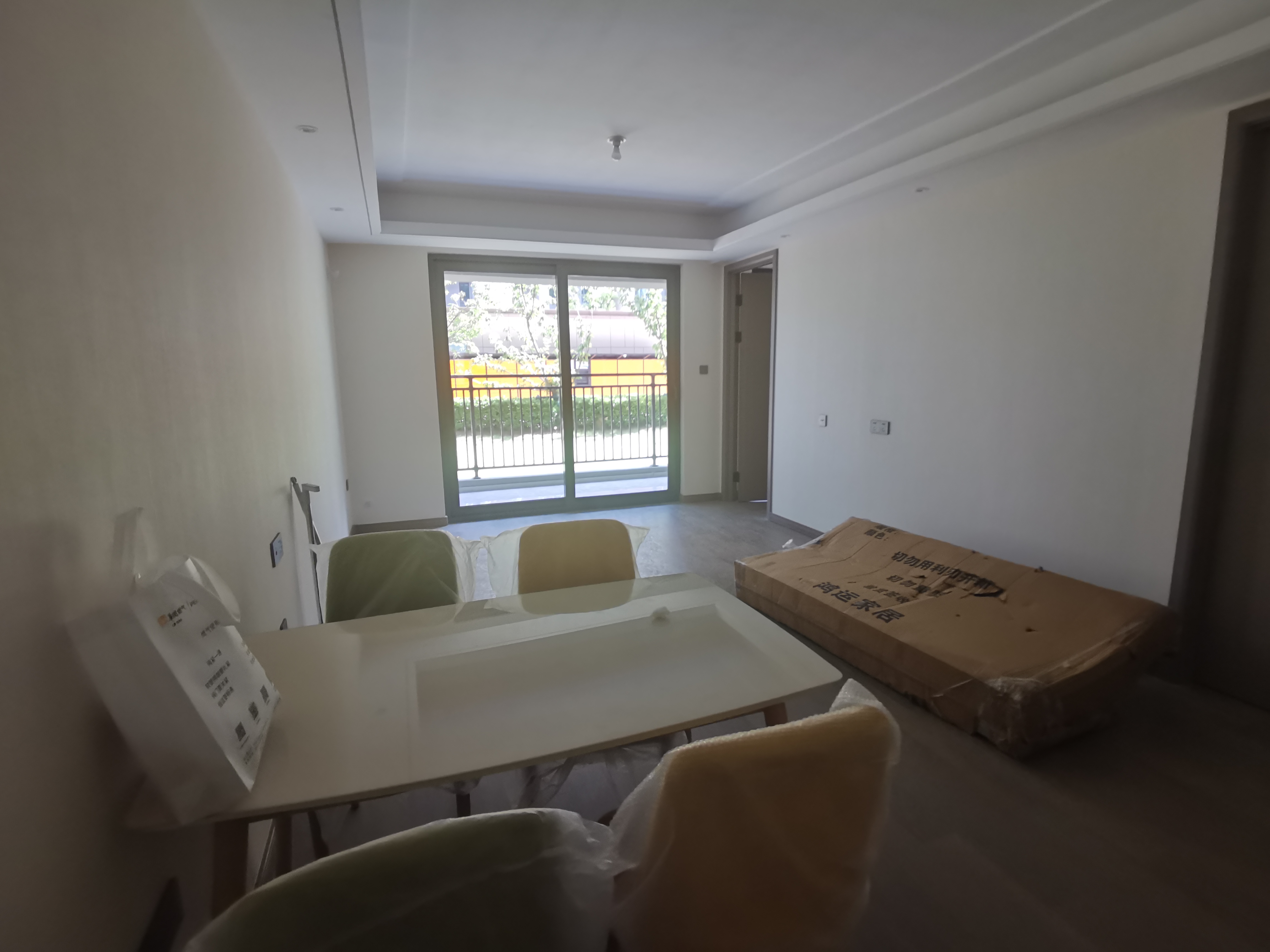 万科未来之光 3室2厅1卫 100m&sup2;