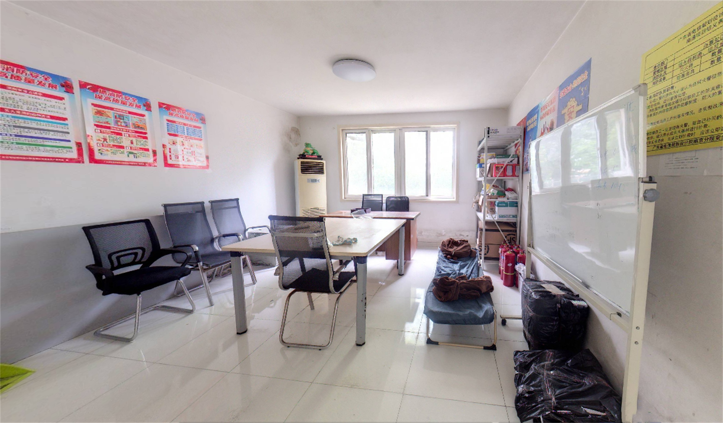 春晖花园 3室2厅2卫 174m&sup2;