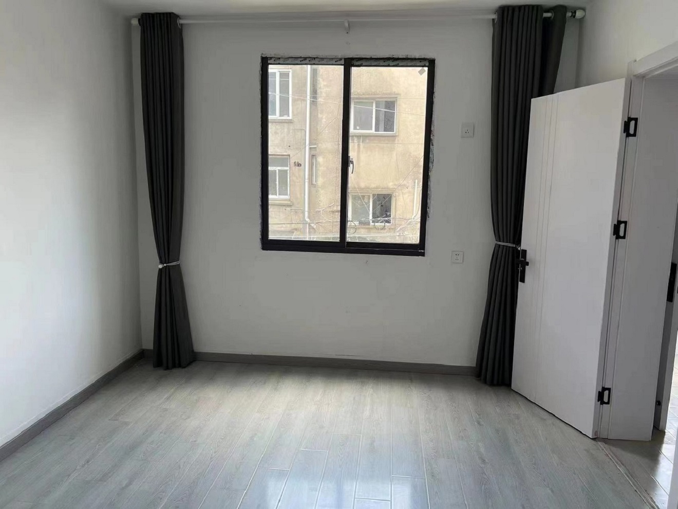 青年路新村 1室1厅1卫 49m&sup2;