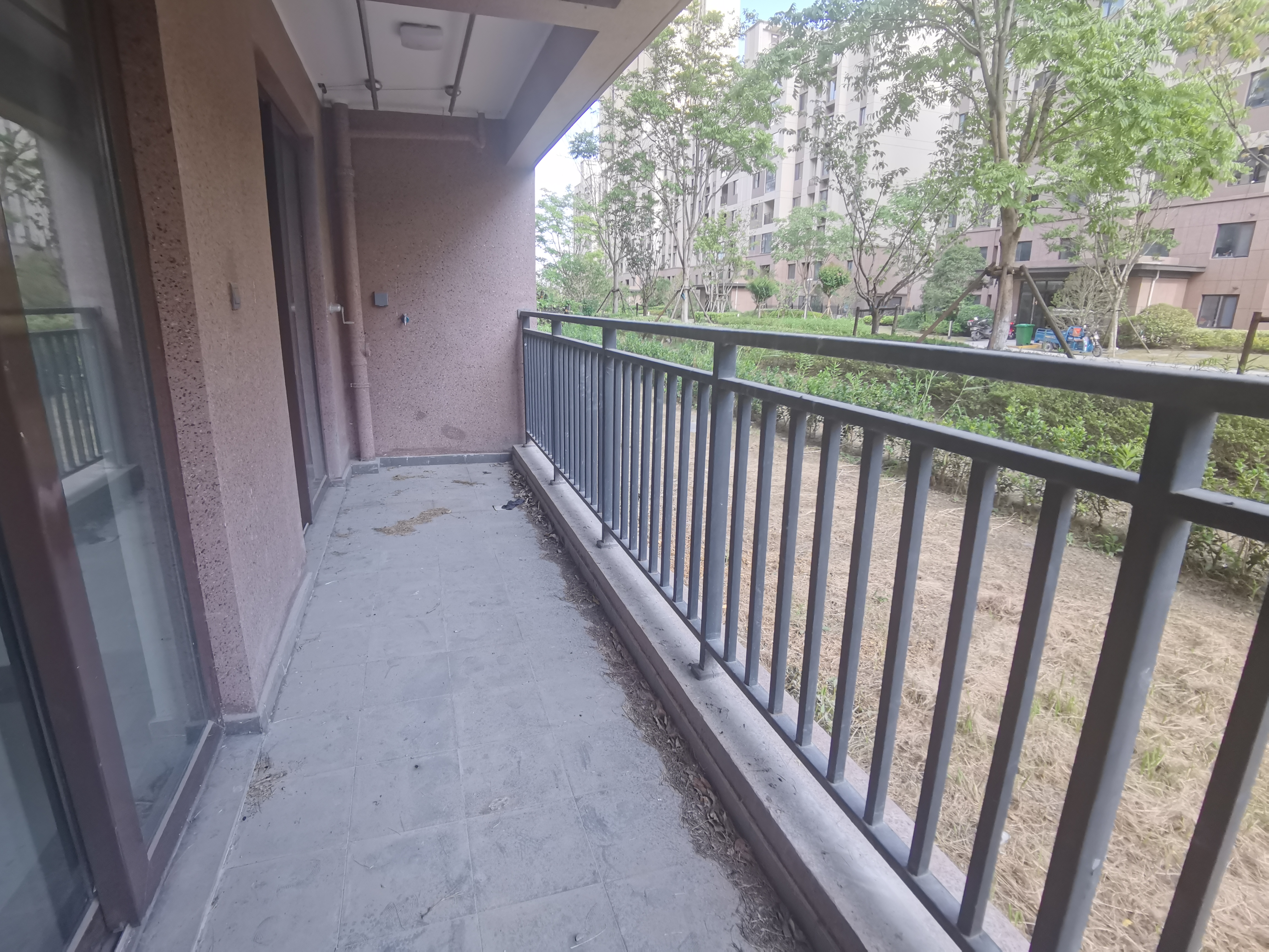 金禧家园 3室2厅2卫 140m&sup2;