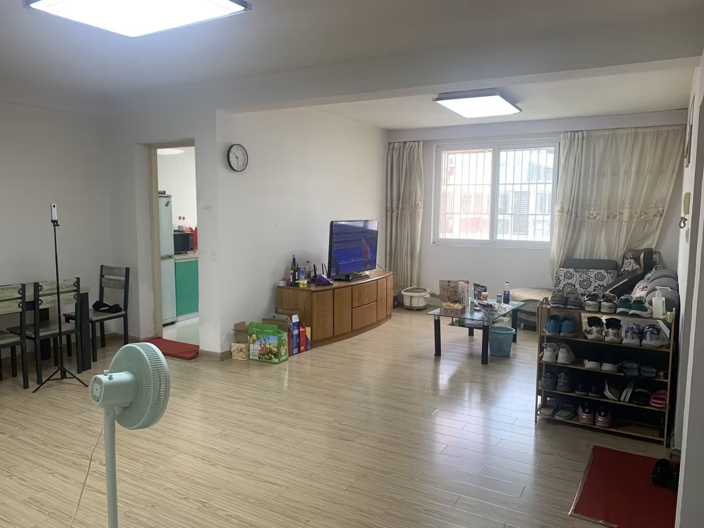 锦安花园一期 3室2厅2卫 120m&sup2;