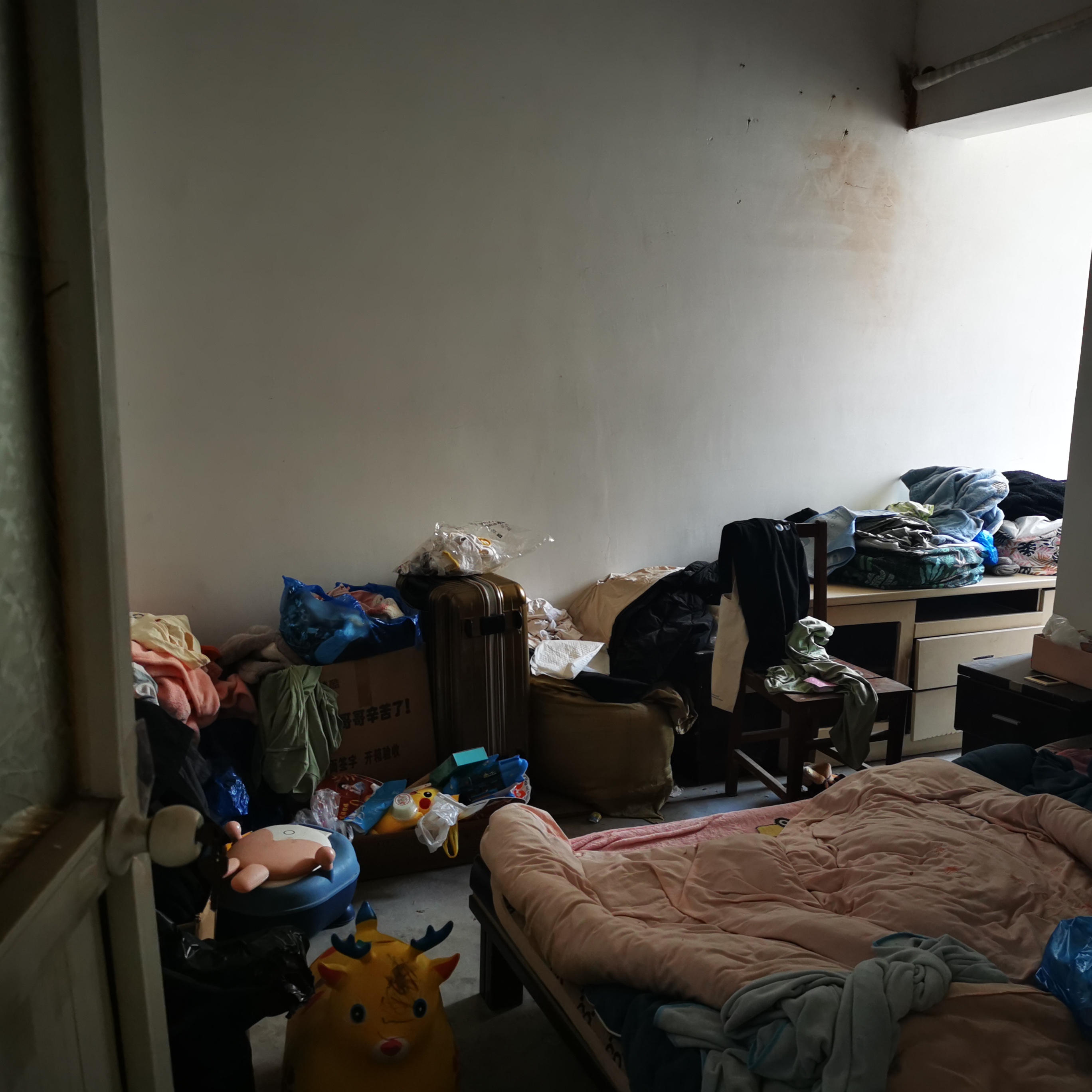 大东公寓 4室2厅2卫 94.53m&sup2;