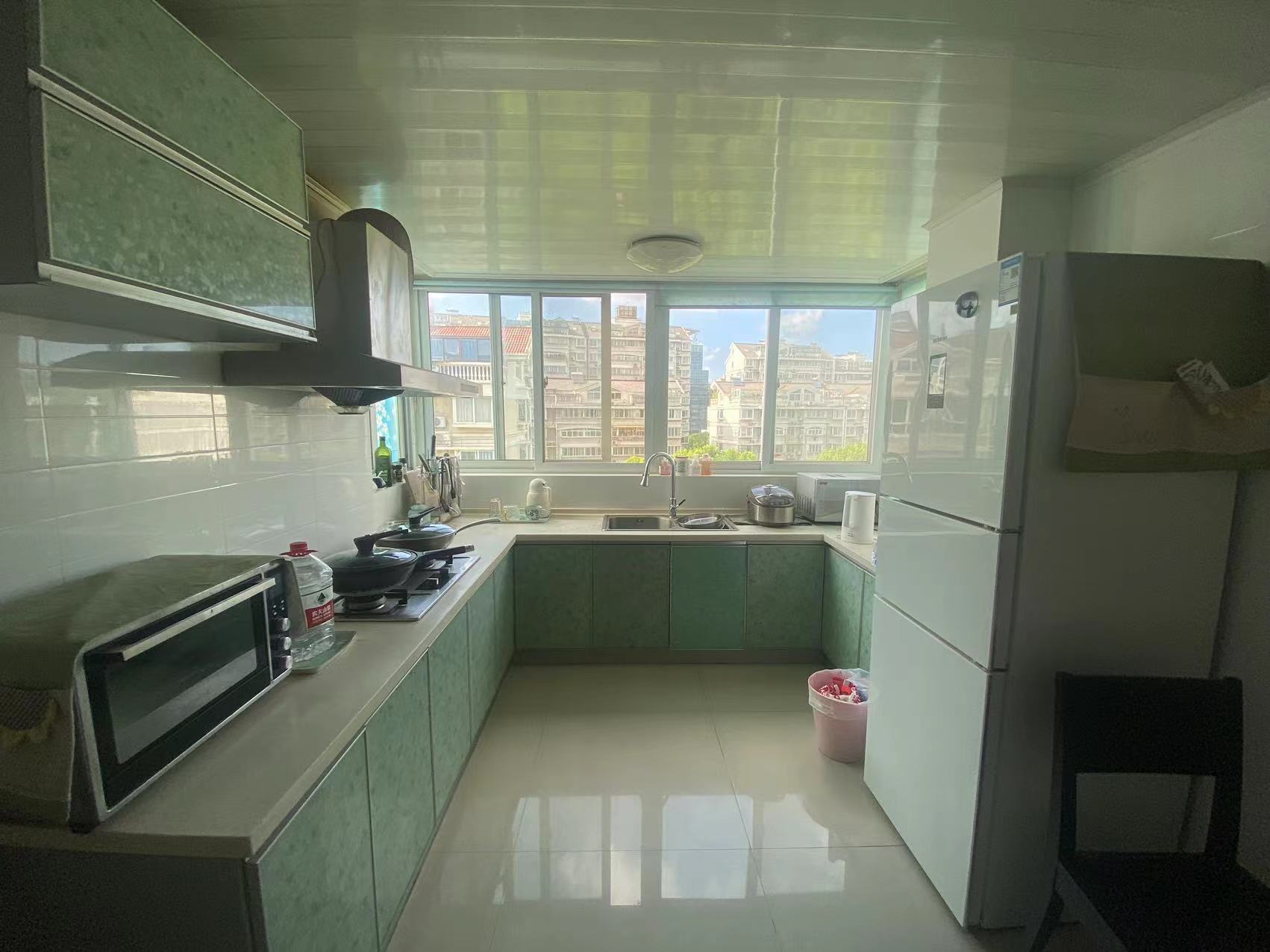 春晖花园 4室2厅2卫 153.00m&sup2;