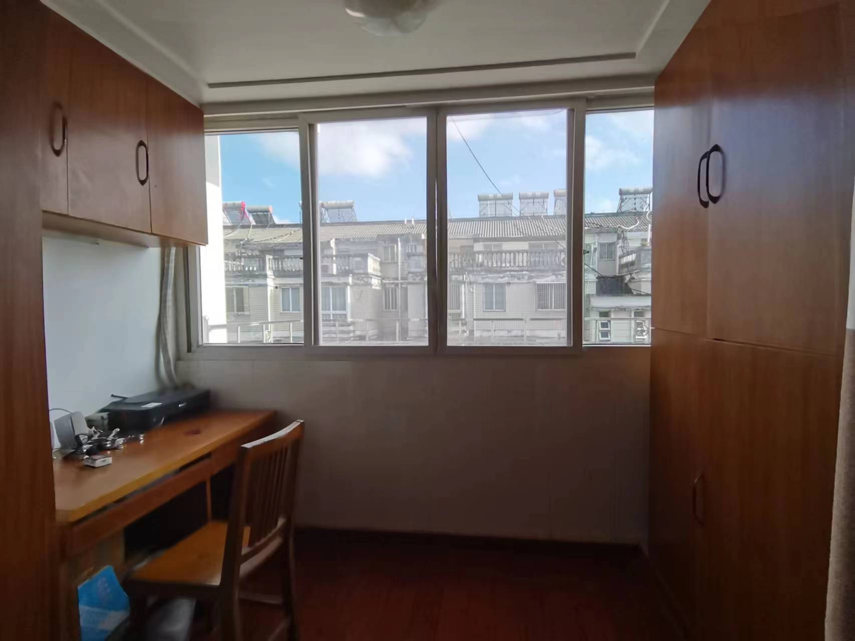 颐河苑 3室2厅1卫 125.00m&sup2;