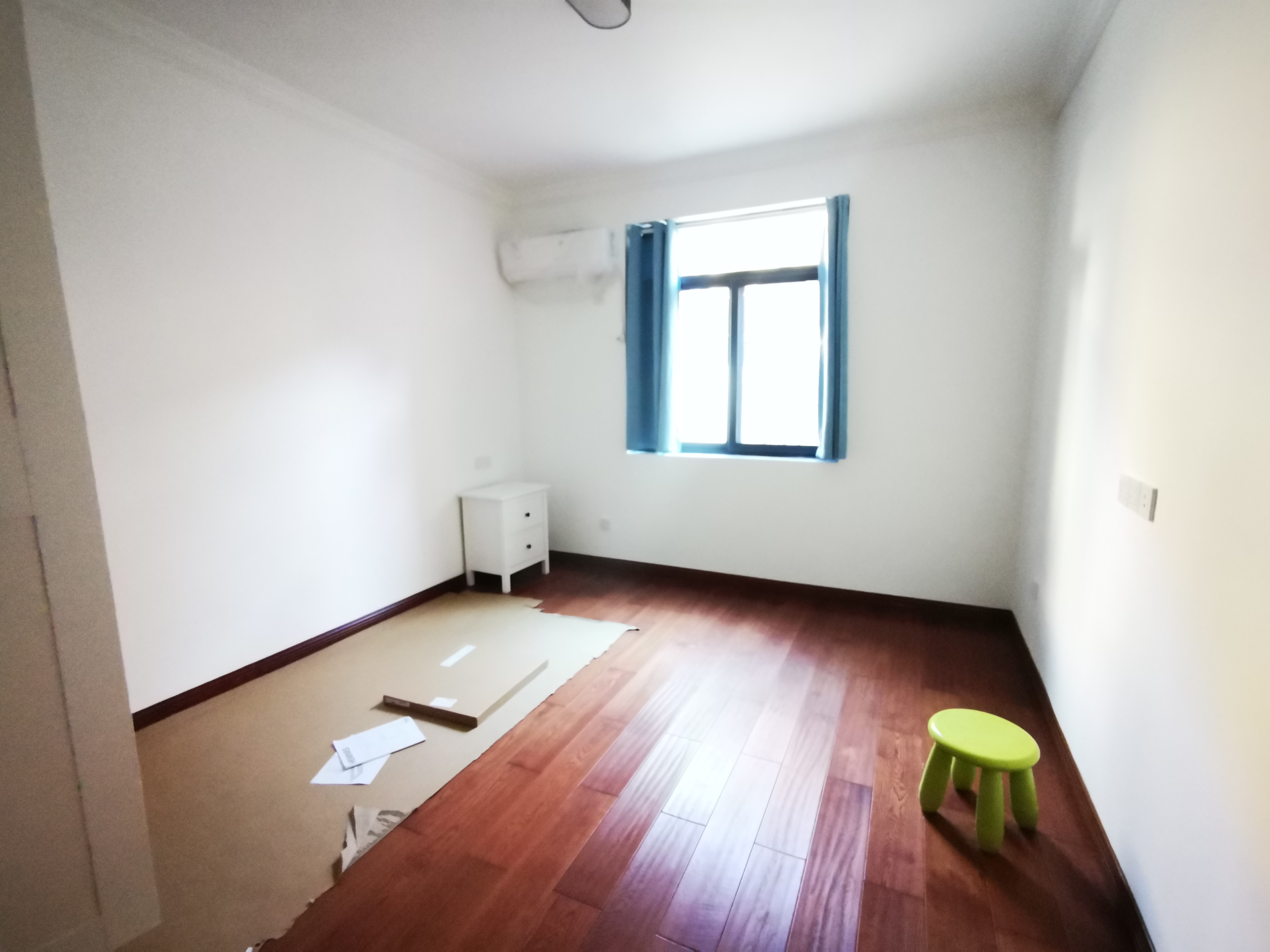 南山新村 2室2厅1卫 70m&sup2;
