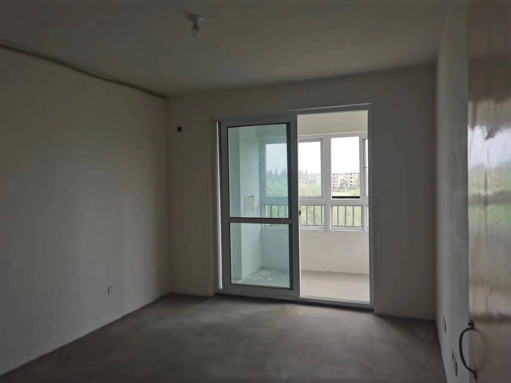 芦泾花苑 2室1厅1卫 93m&sup2;