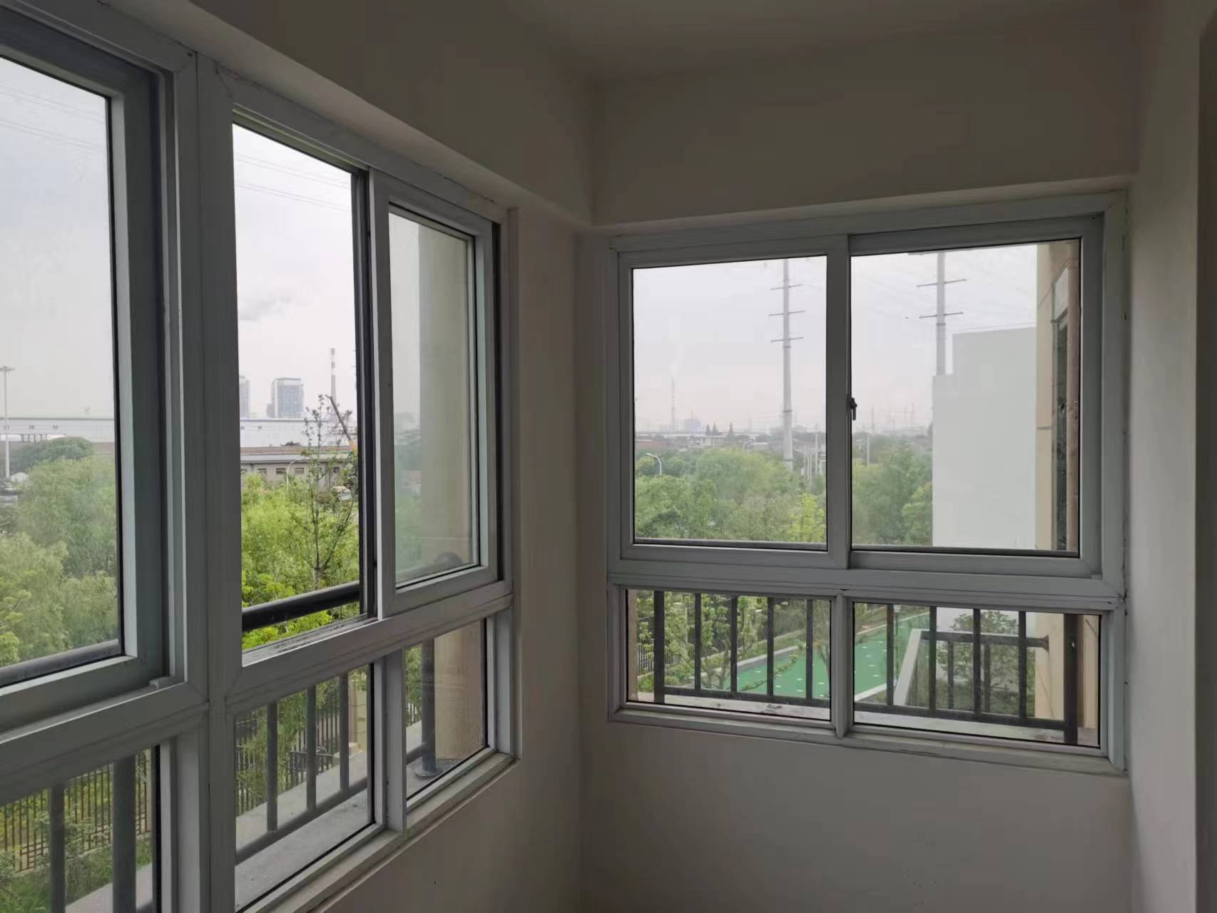芦泾花苑 2室1厅1卫 93m&sup2;