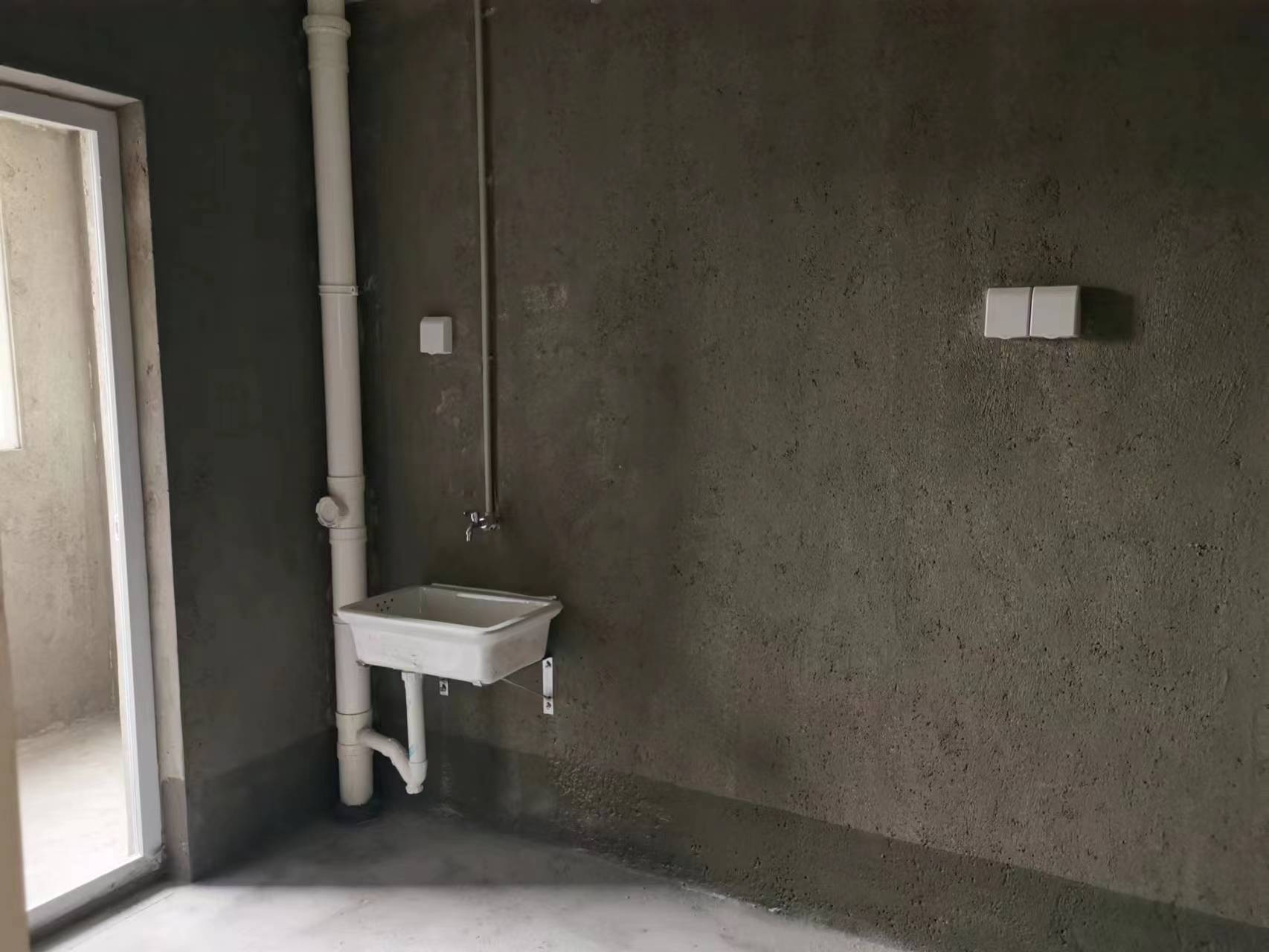芦泾花苑 2室1厅1卫 93m&sup2;