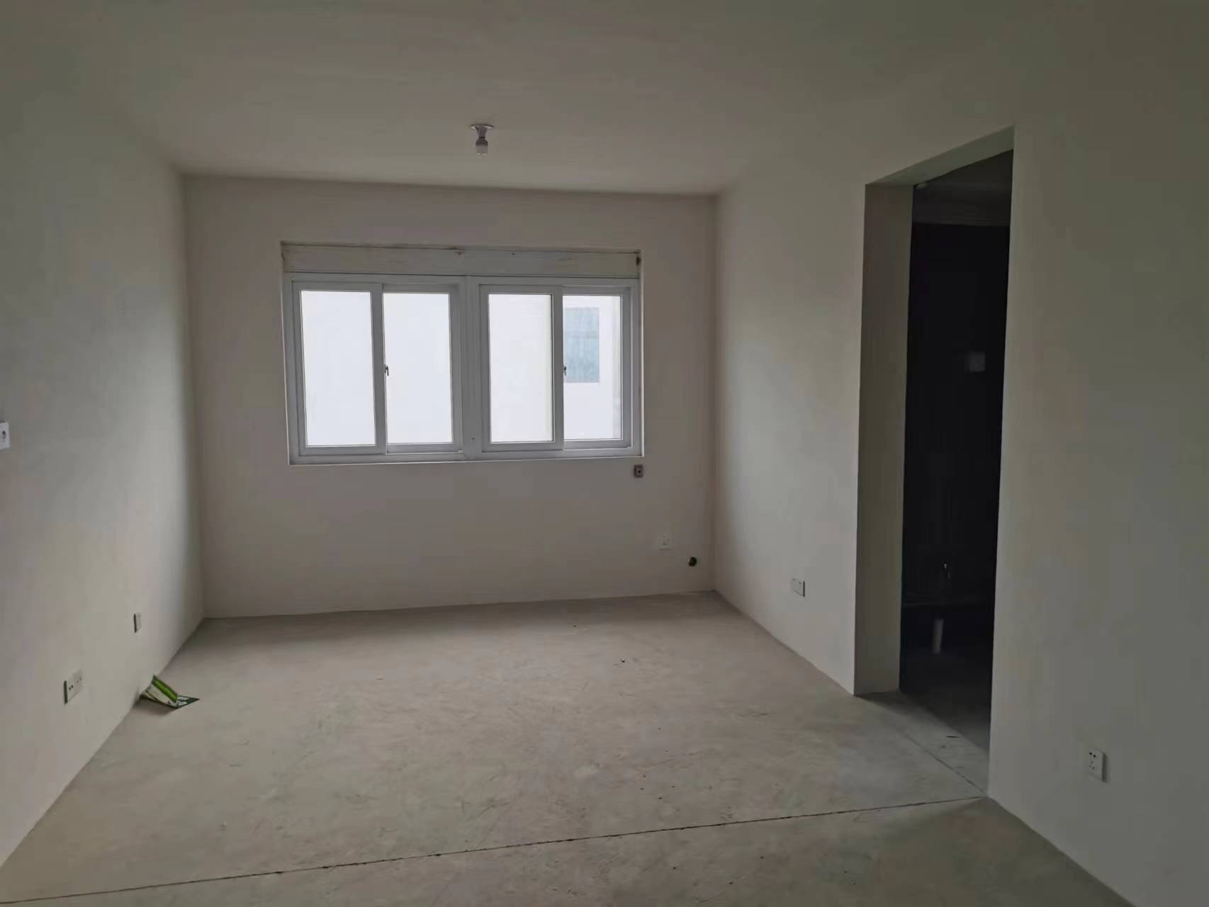 芦泾花苑 2室1厅1卫 93m&sup2;