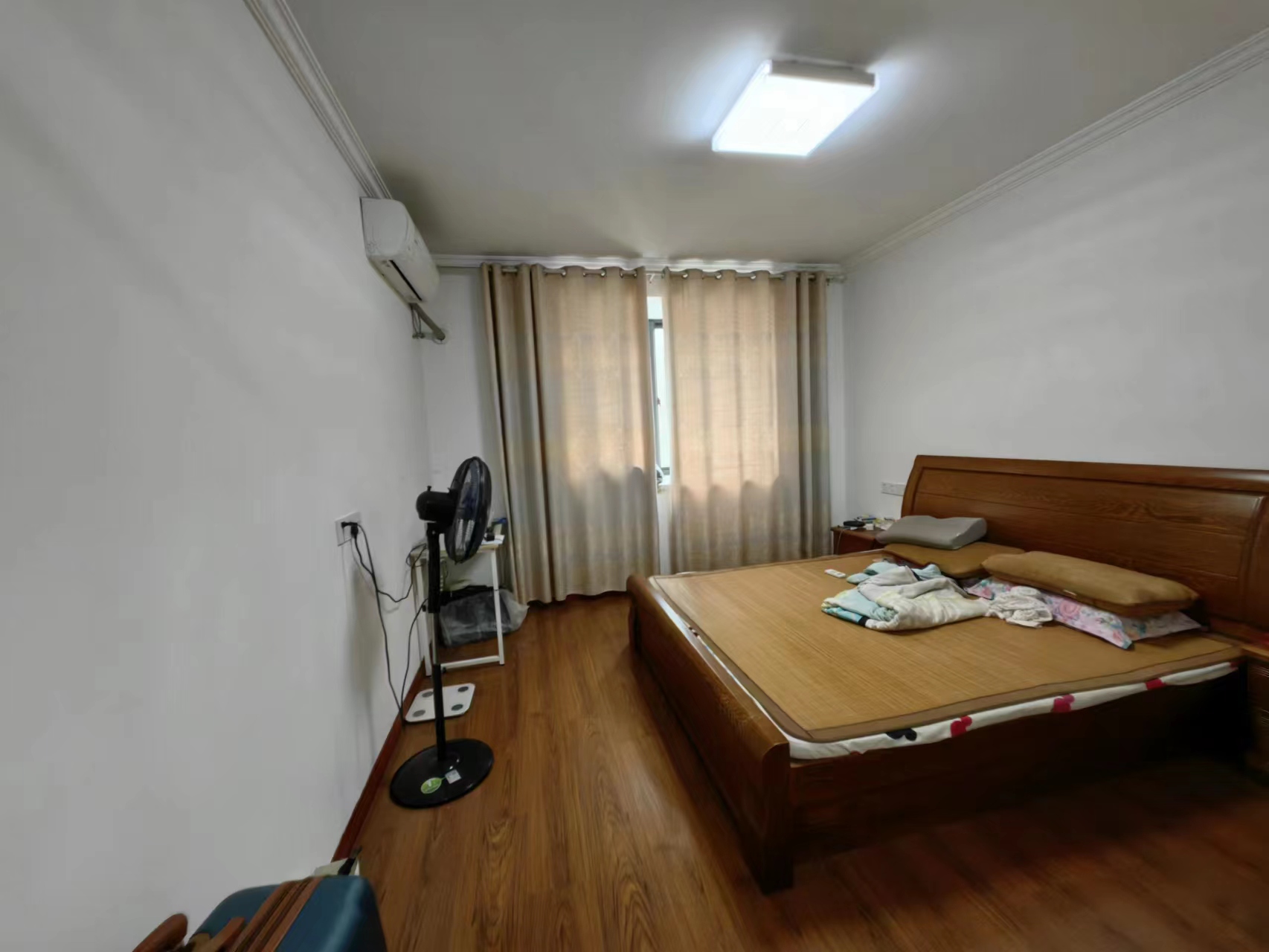 融悦华庭 3室2厅2卫 129.00m&sup2;