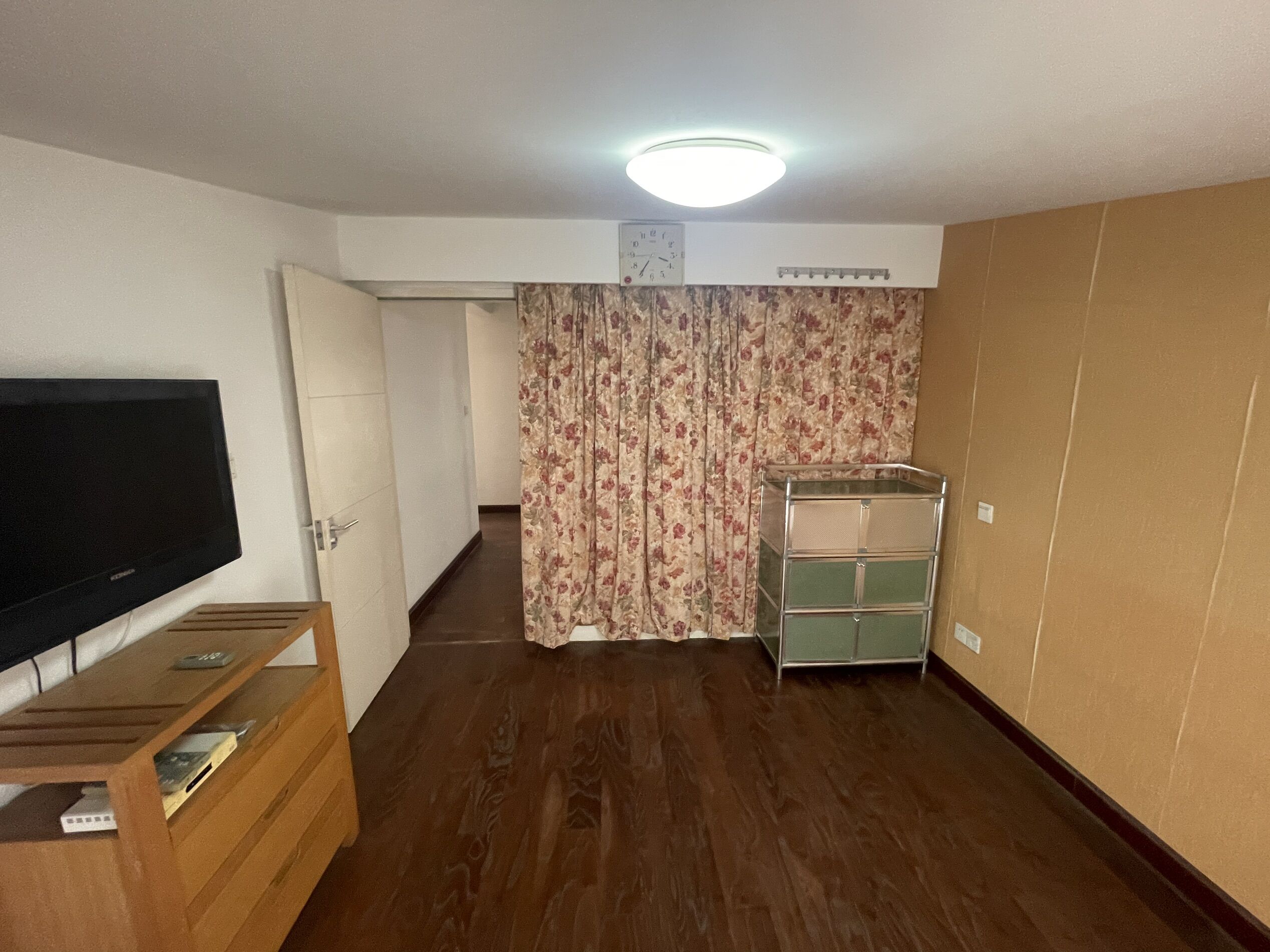 凤凰莱茵苑 3室2厅2卫 182.00m&sup2;