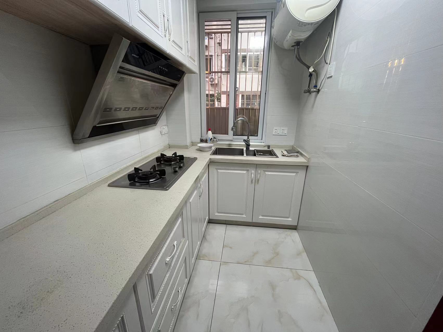 姚港路31号 3室1厅1卫 80m&sup2;