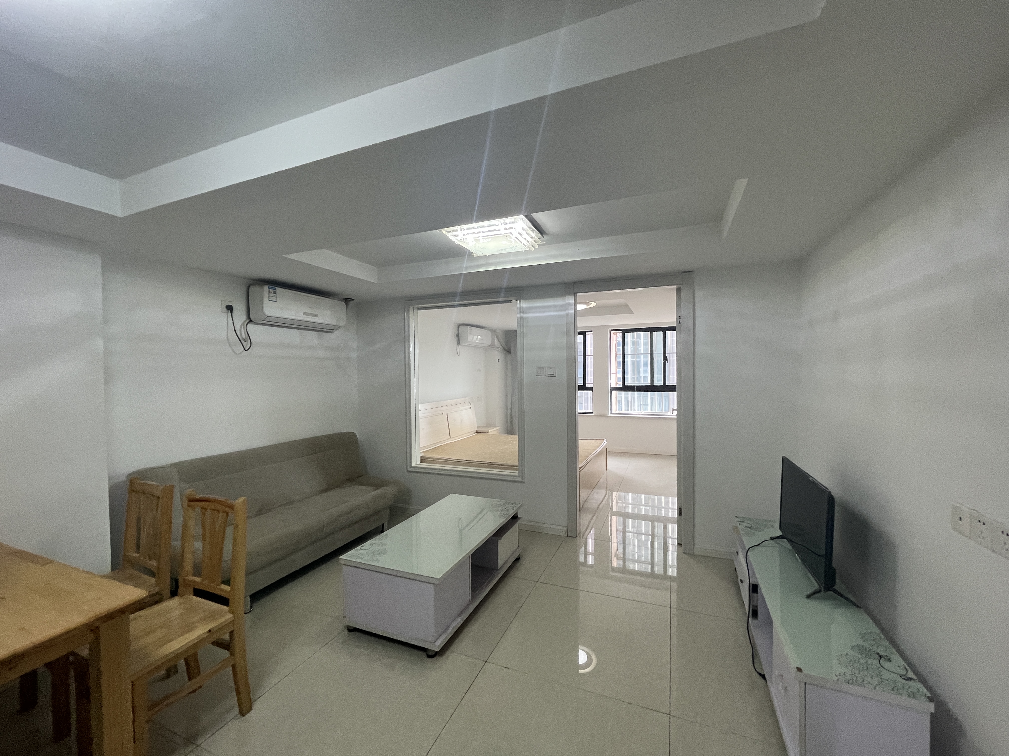 金贸公寓 1室1厅1卫 72.00m&sup2;