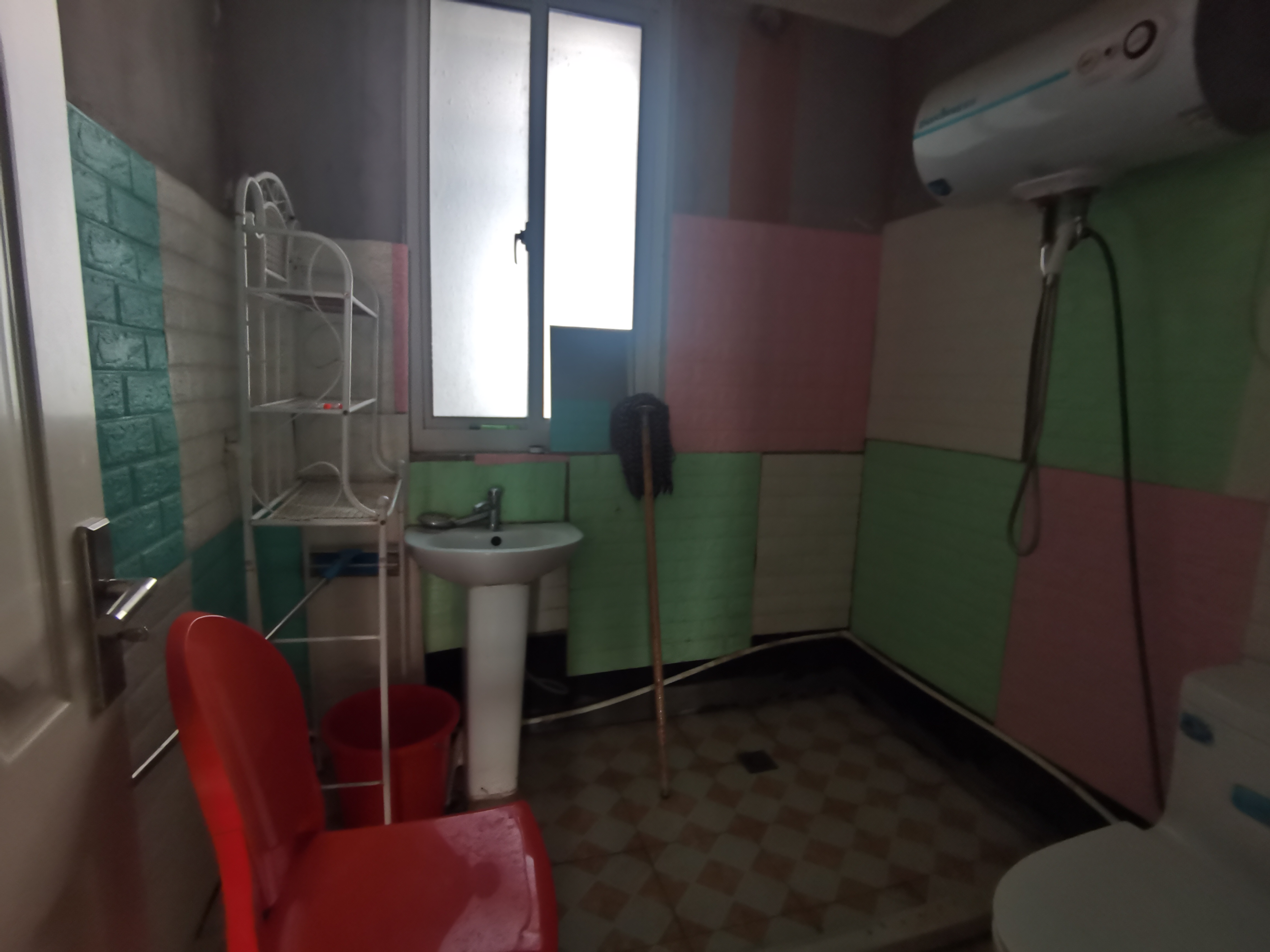 湖滨华庭 3室2厅1卫 98.5m&sup2;