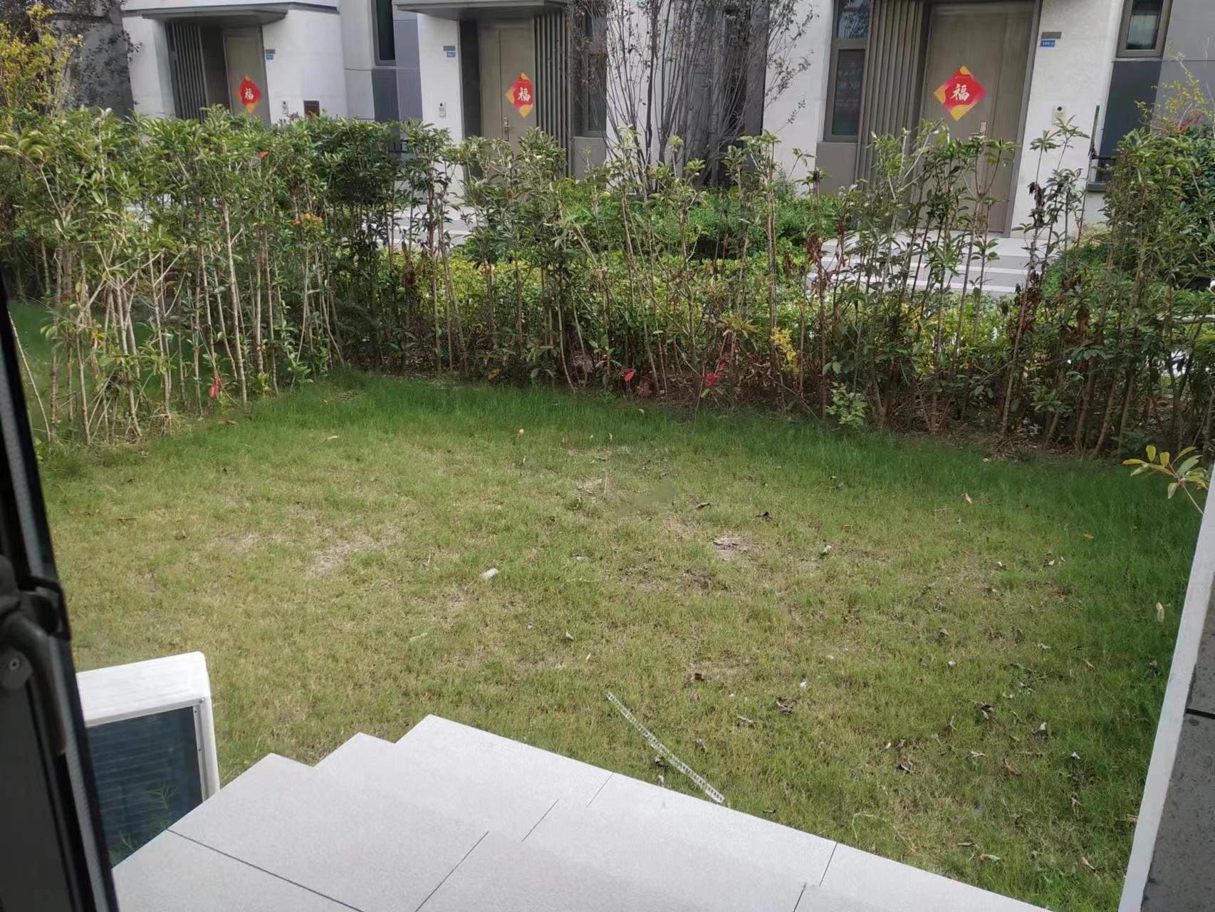 融信&middot;澜宸 5室2厅2卫 121m&sup2;