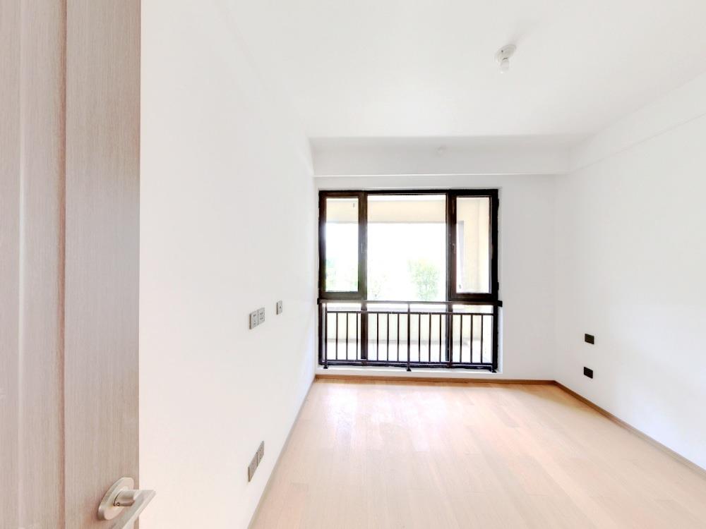 春风南岸东园 4室2厅2卫 167.00m&sup2;