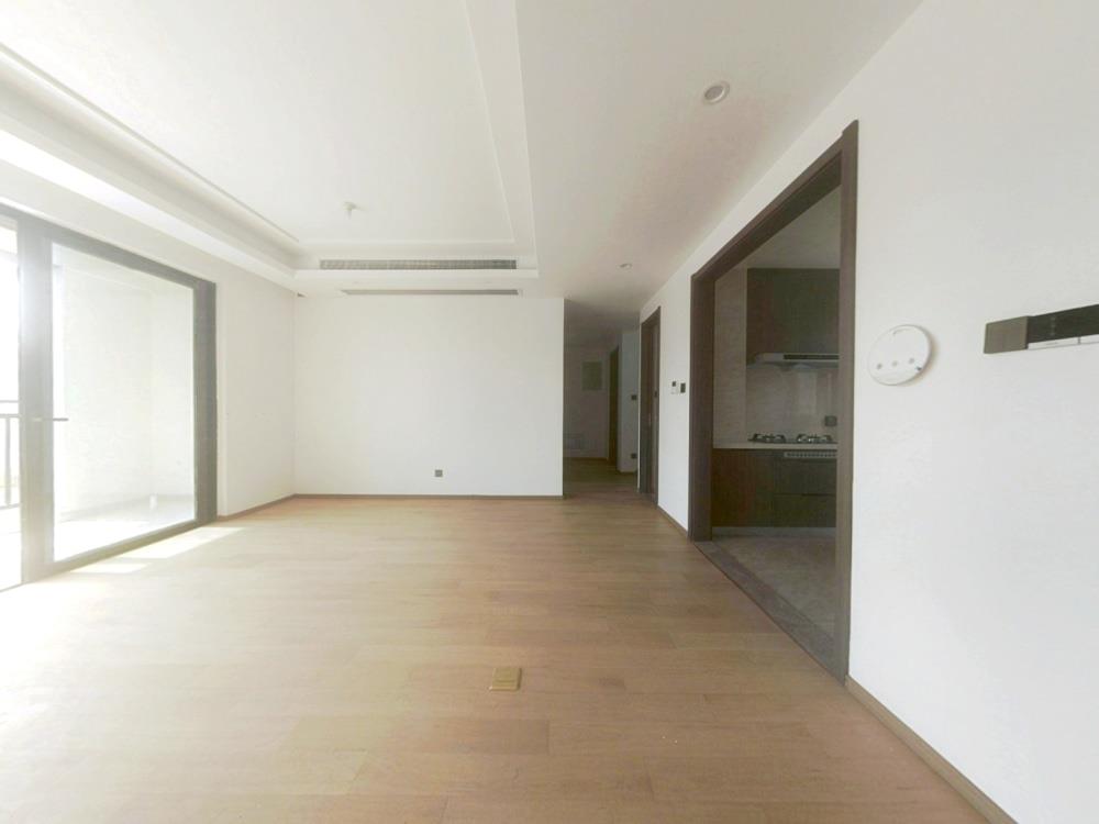 春风南岸东园 4室2厅3卫 167.00m²