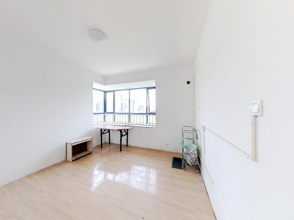中港城 5室2厅3卫 228.00m&sup2;
