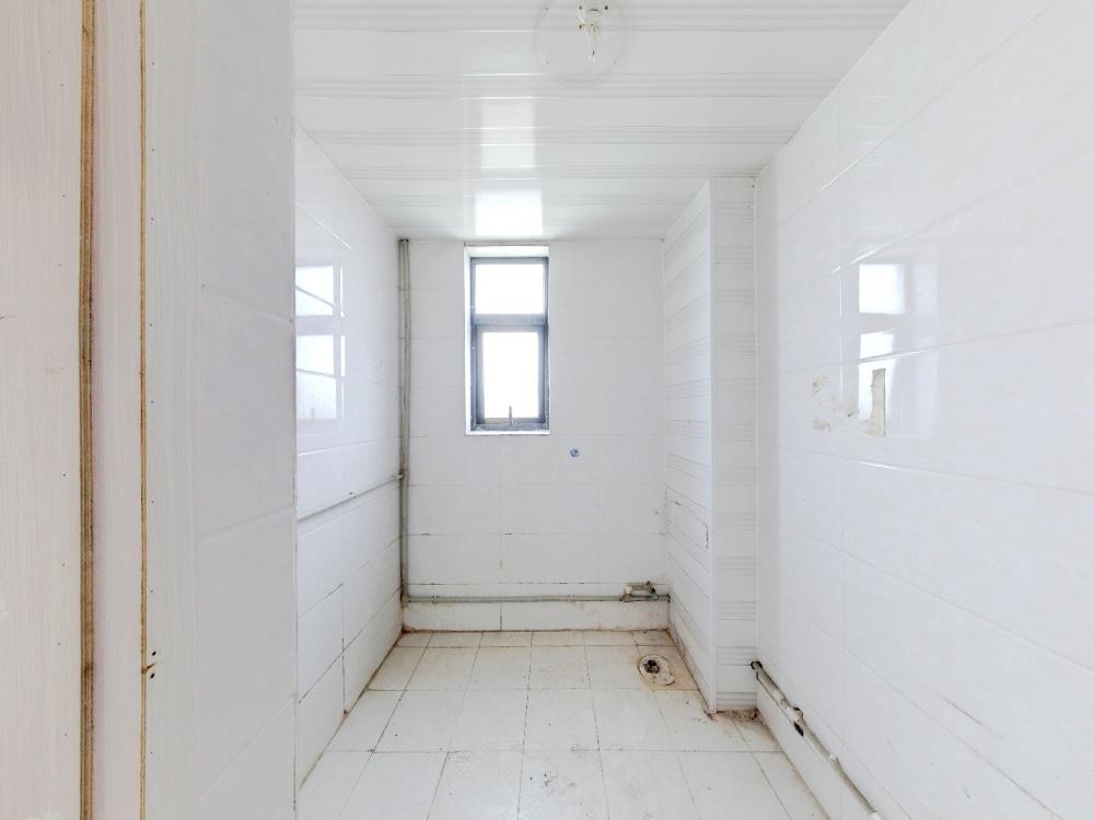 中港城 5室2厅3卫 228.00m&sup2;