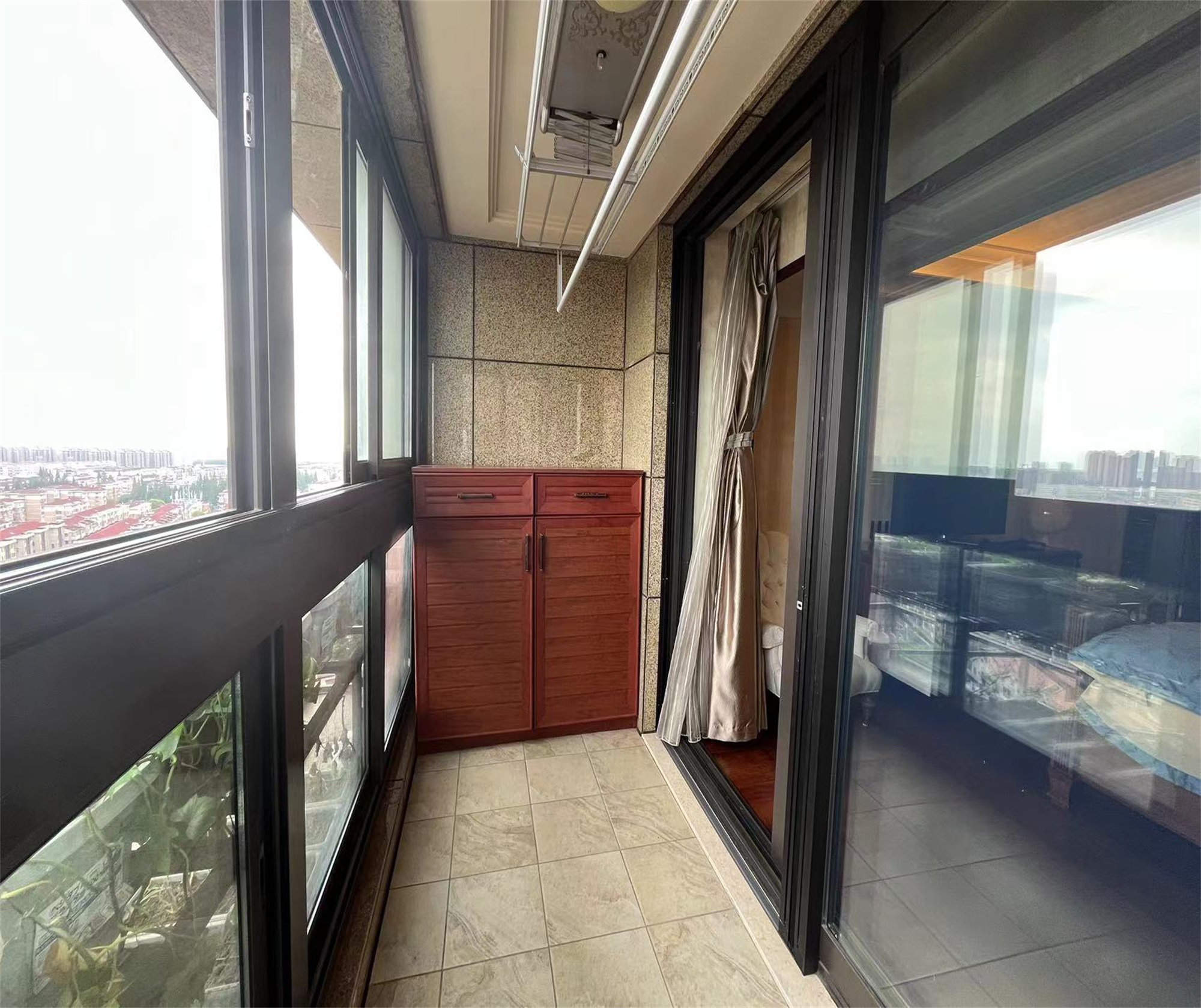 藏珑 4室3厅3卫 403.19m&sup2;