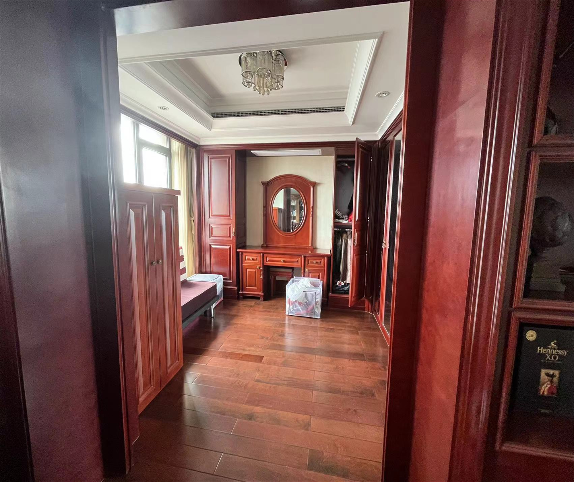 藏珑 4室3厅3卫 403.19m&sup2;