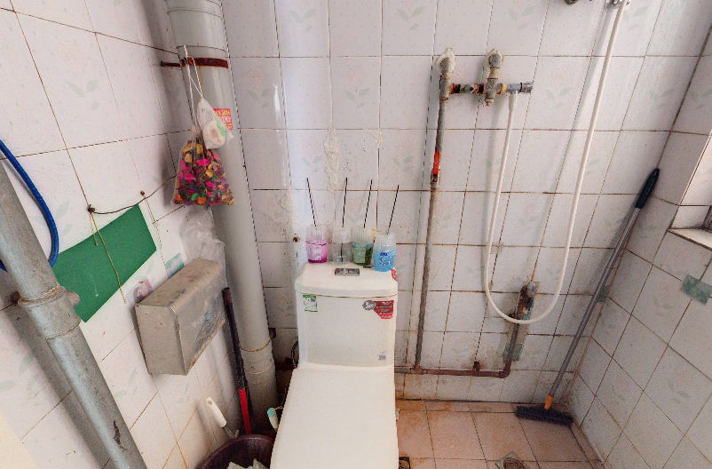 城港新村 2室1厅1卫 75m&sup2;
