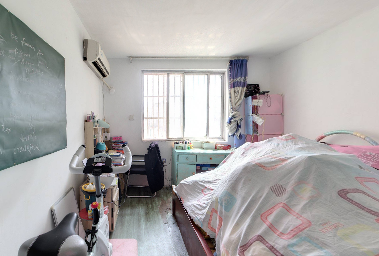 城港新村 2室1厅1卫 75m&sup2;
