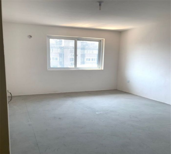 兴和家园 3室2厅2卫 149m²