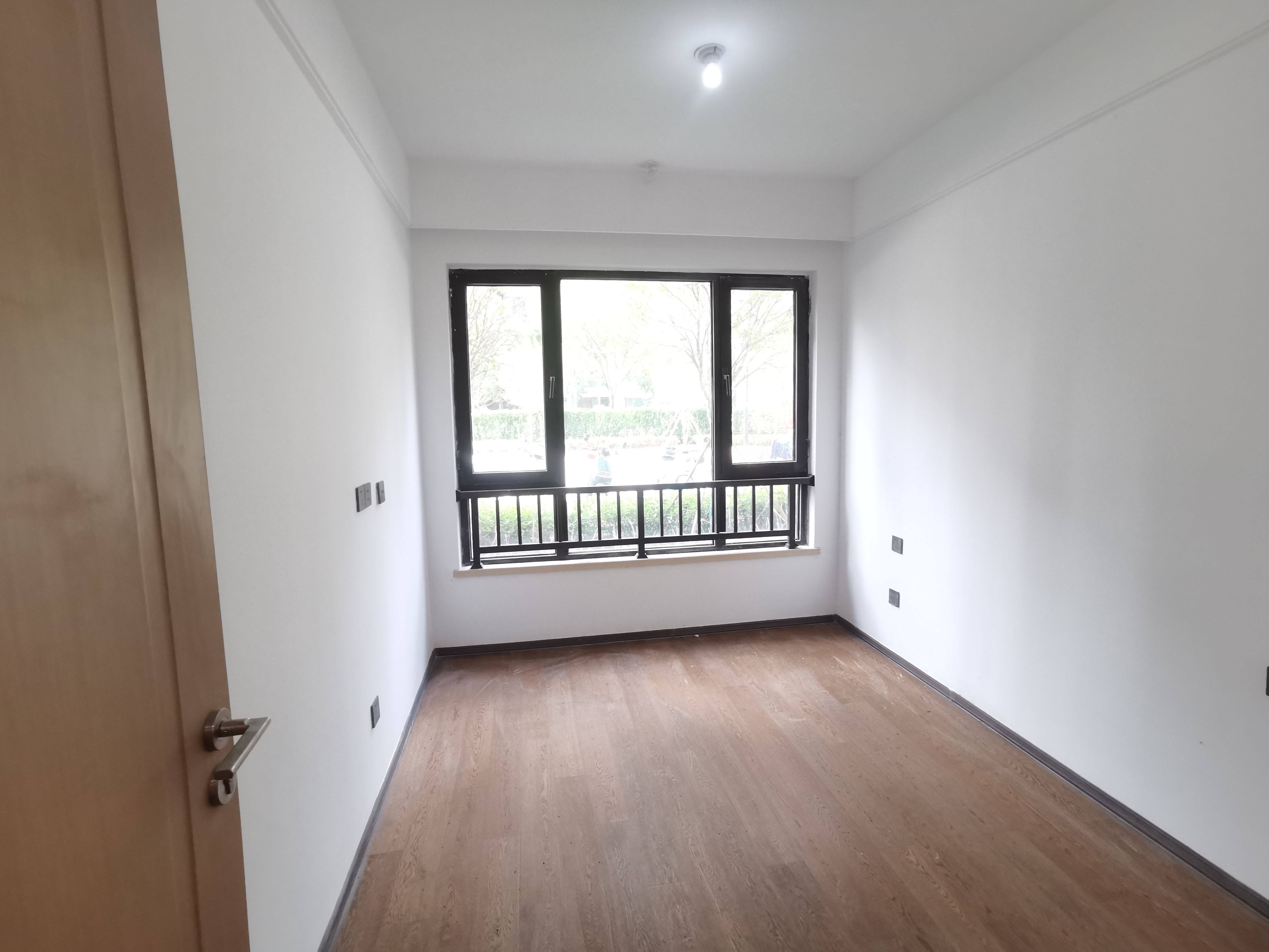 春风南岸东园 3室2厅2卫 117m&sup2;