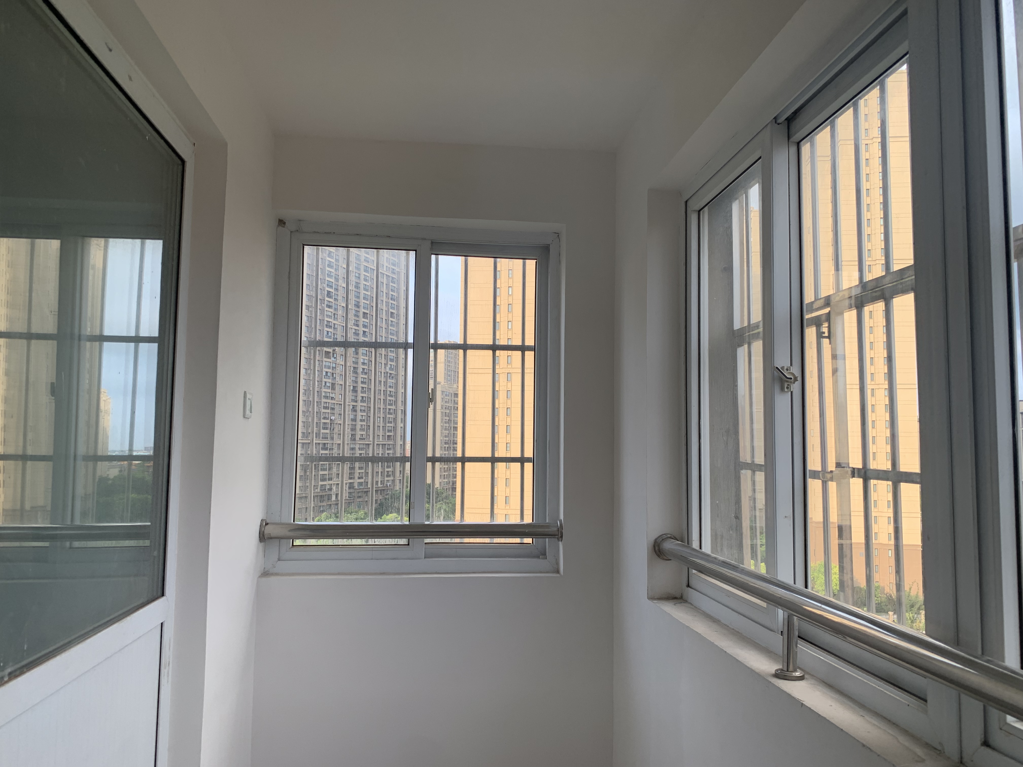 公园南苑 3室2厅2卫 161.99m&sup2;