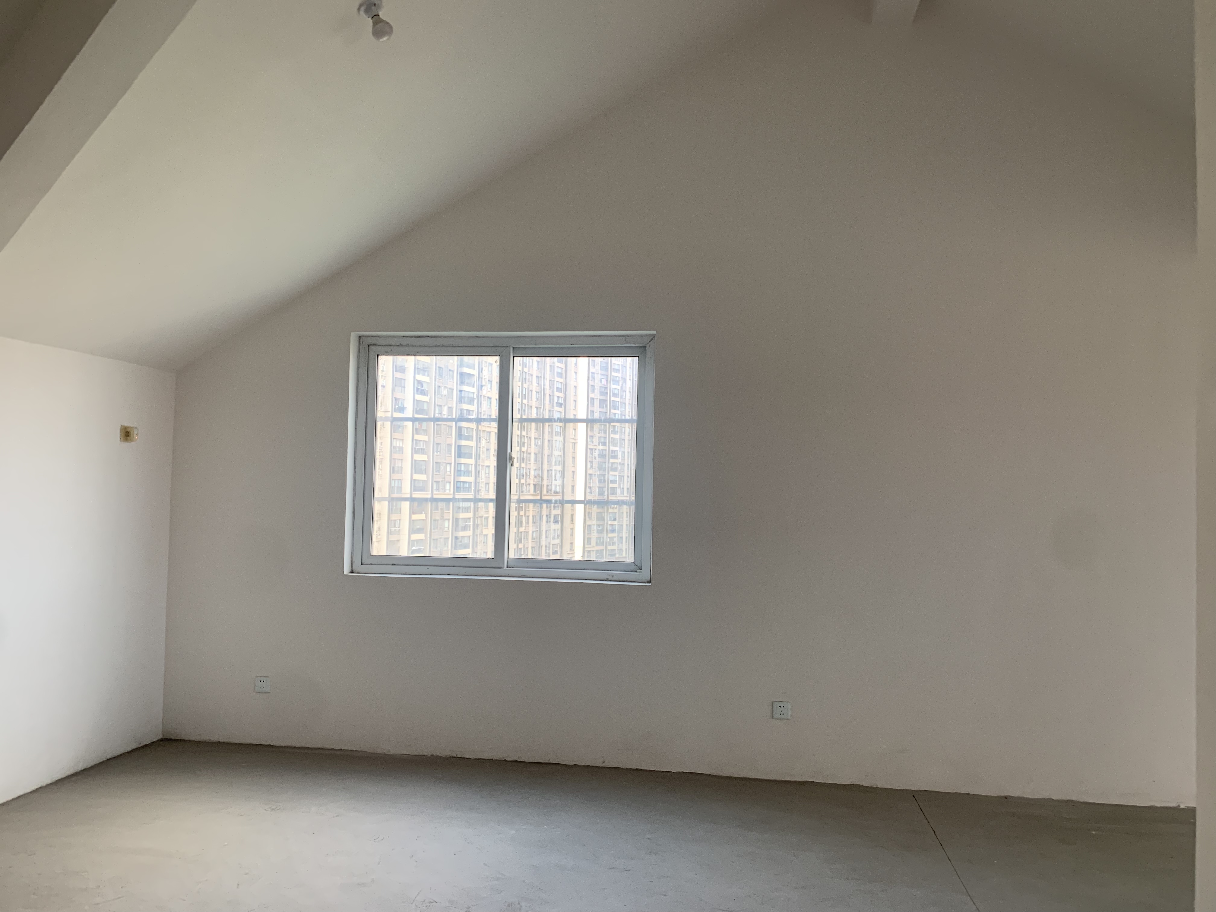 公园南苑 3室2厅2卫 161.99m&sup2;