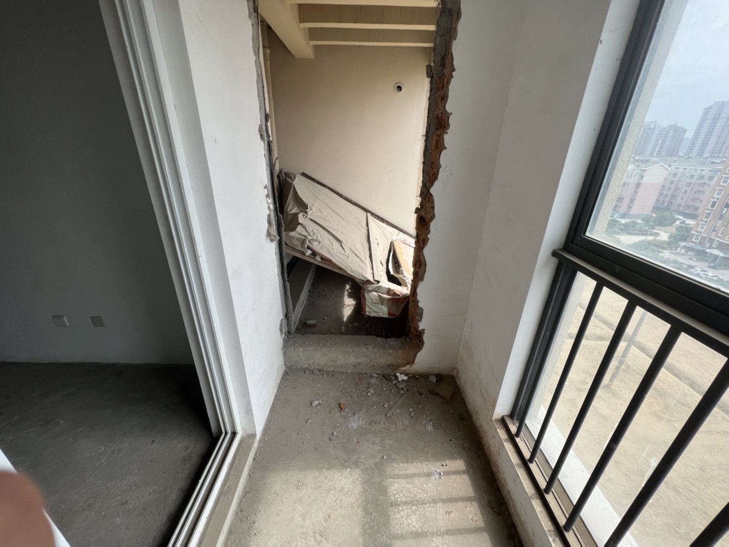 金色城邦 3室2厅2卫 126.00m&sup2;