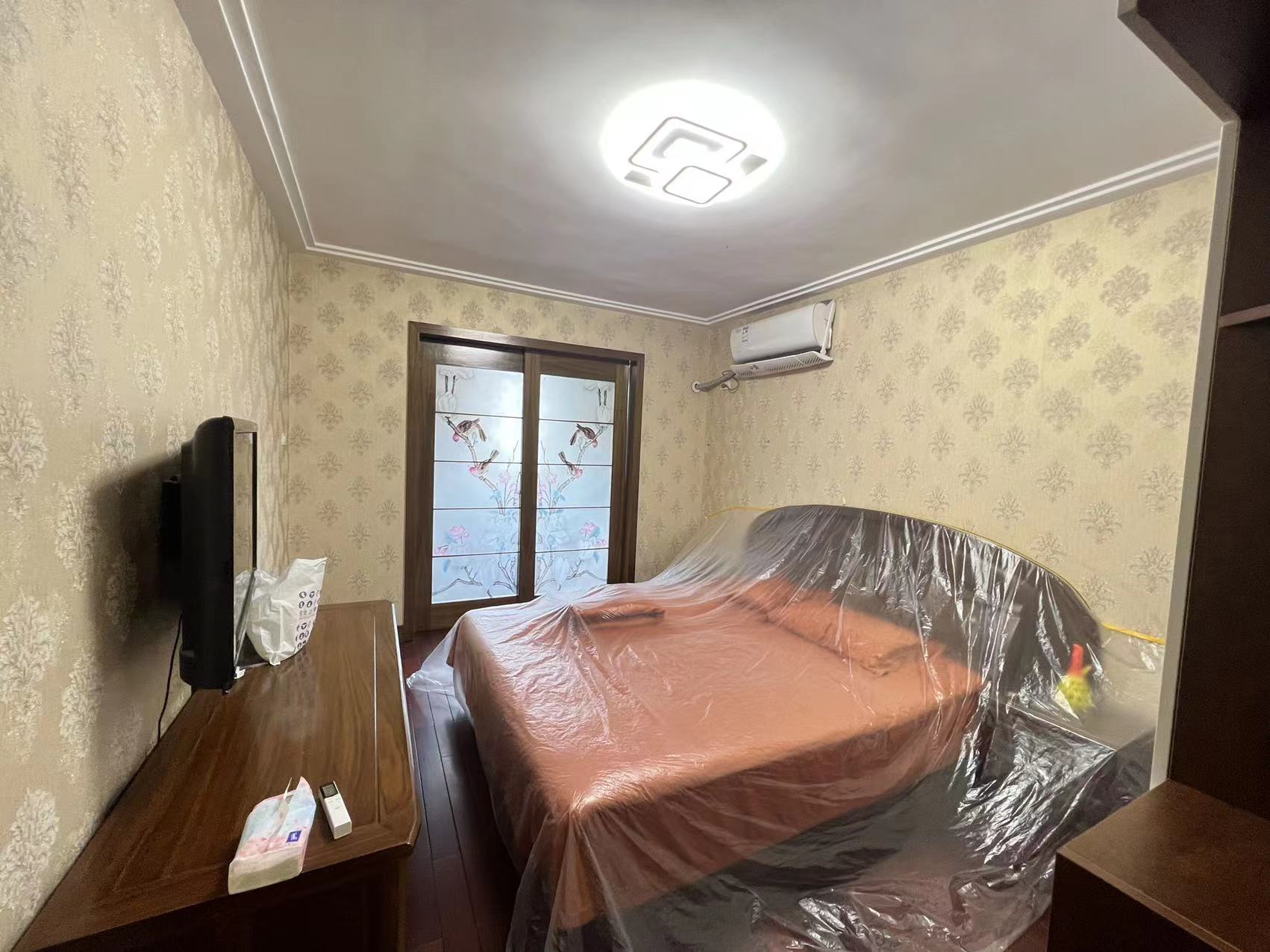 和兴花苑 3室2厅2卫 140.95m²
