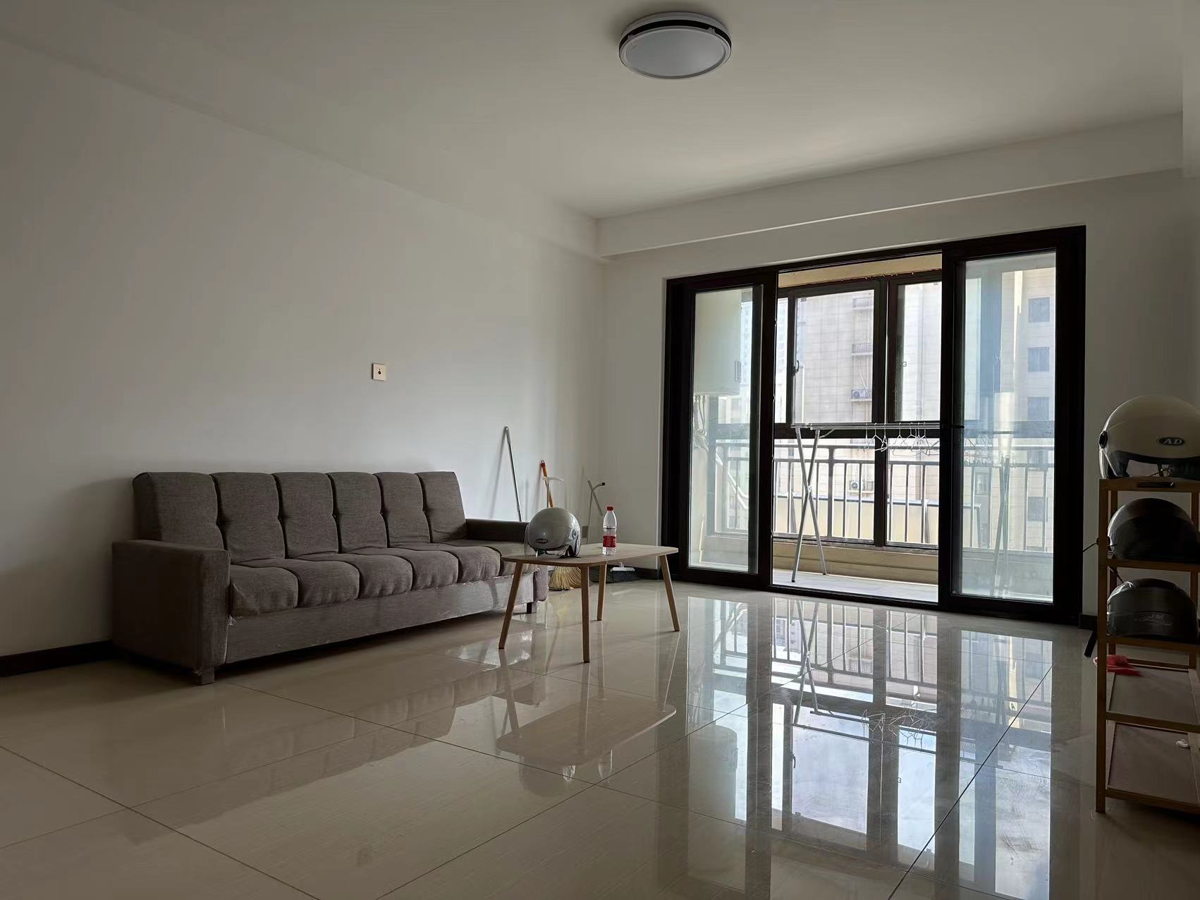 卓越万科新都会 3室2厅2卫 120m&sup2;