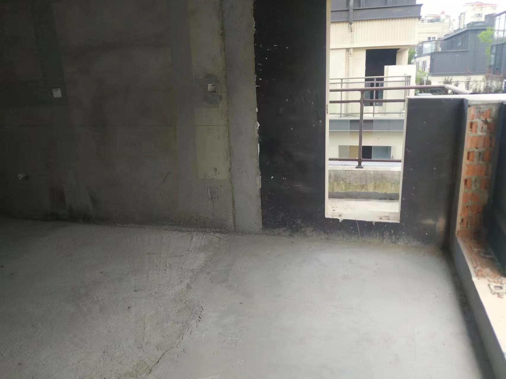 崇州府 3室2厅3卫 162m&sup2;
