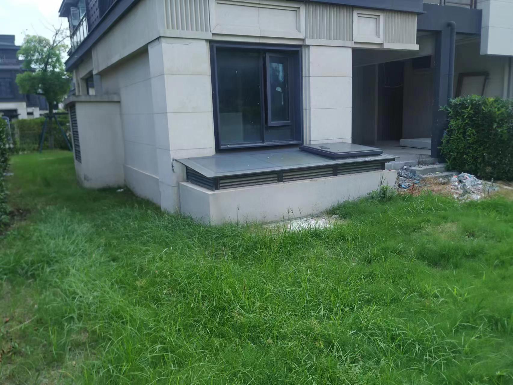 崇州府 3室2厅3卫 162m&sup2;