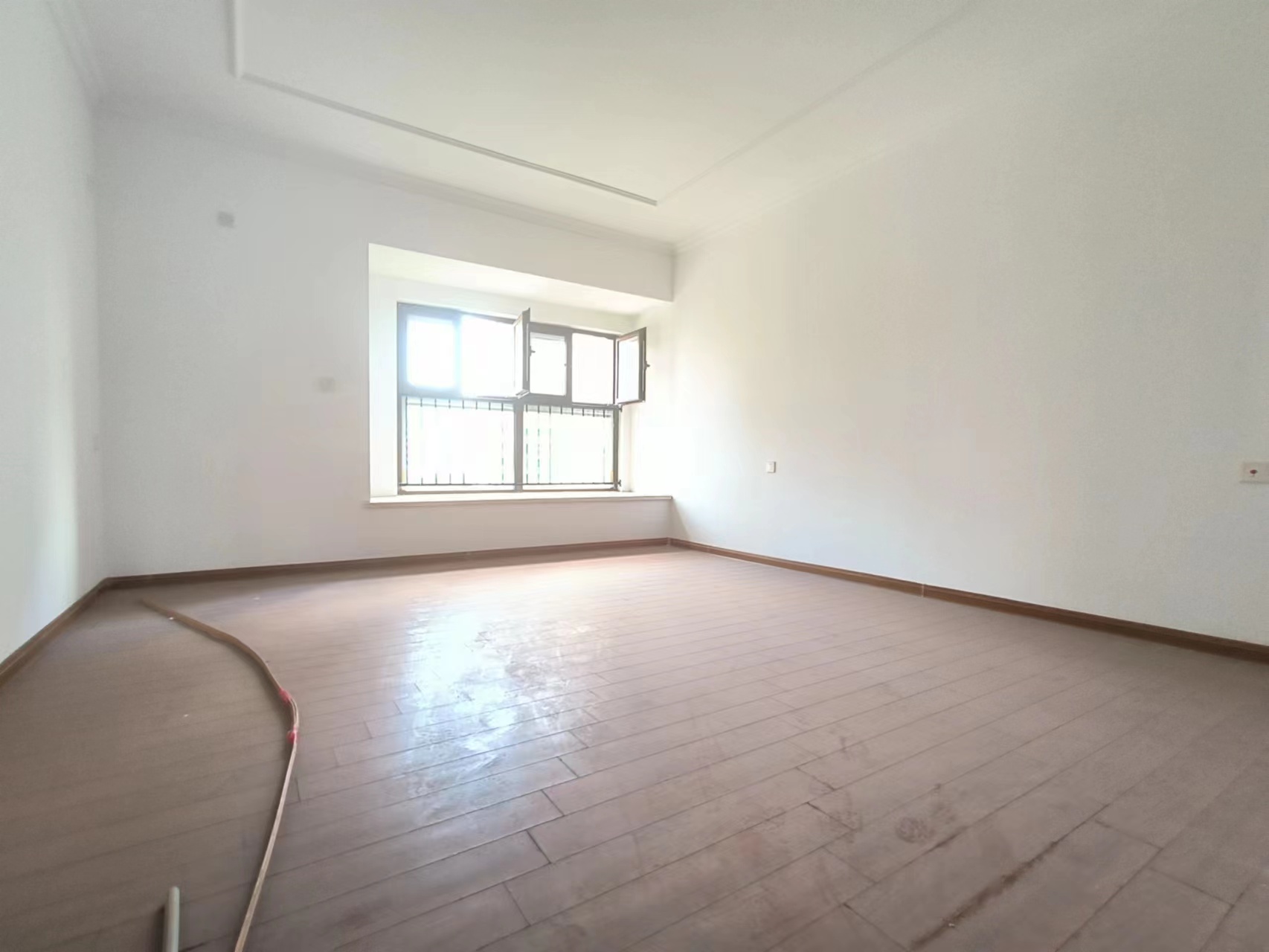 南通碧桂园翡翠华府 5室3厅4卫 266m&sup2;
